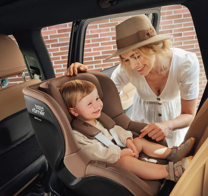 REBOARDER-KINDERSITZ DUALFIX 5Z  - Hellbraun/Cognac, Basics, Textil (44/48cm) - Britax Römer