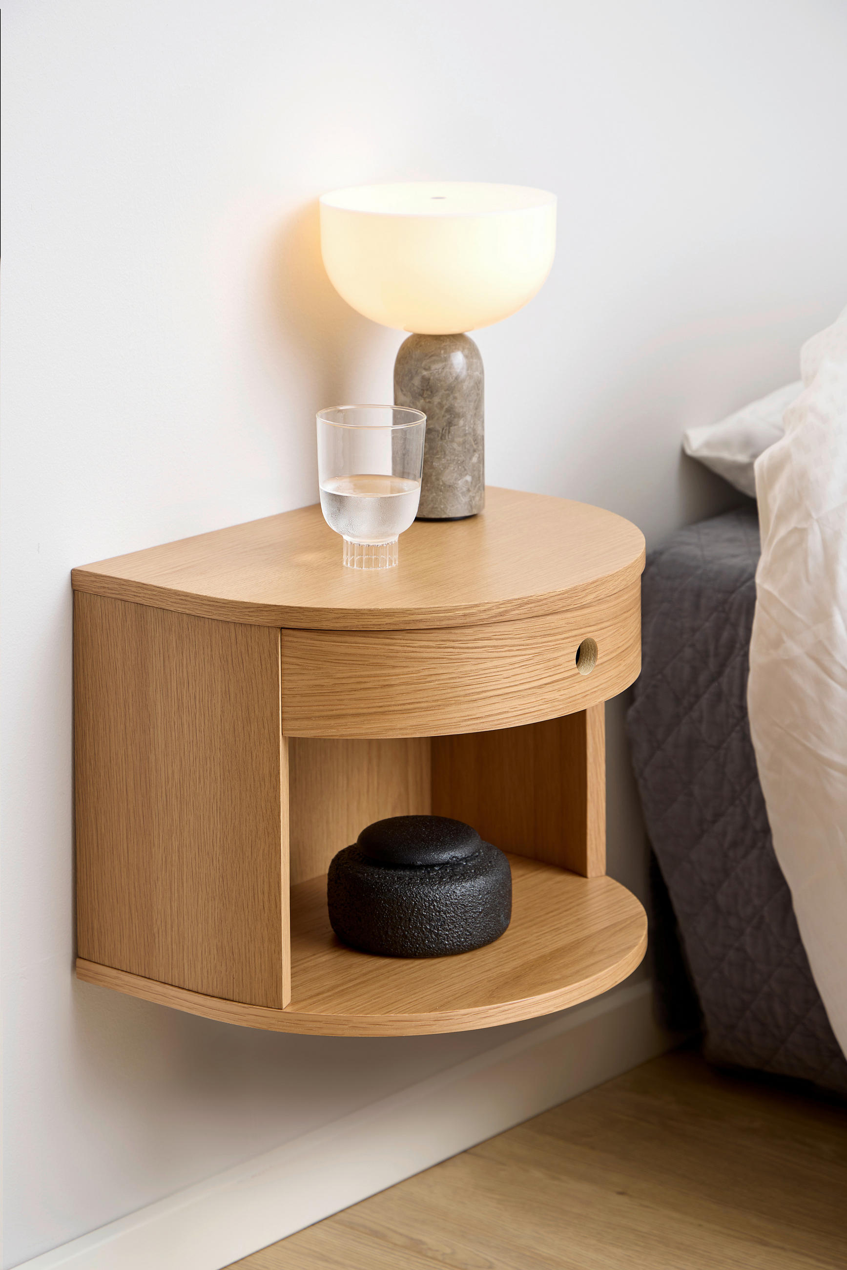 NACHTTISCH 40/30/31,5 cm  in furniert Eichefarben  - Eichefarben, Modern, Holzwerkstoff (40/30/31,5cm) - MID.YOU