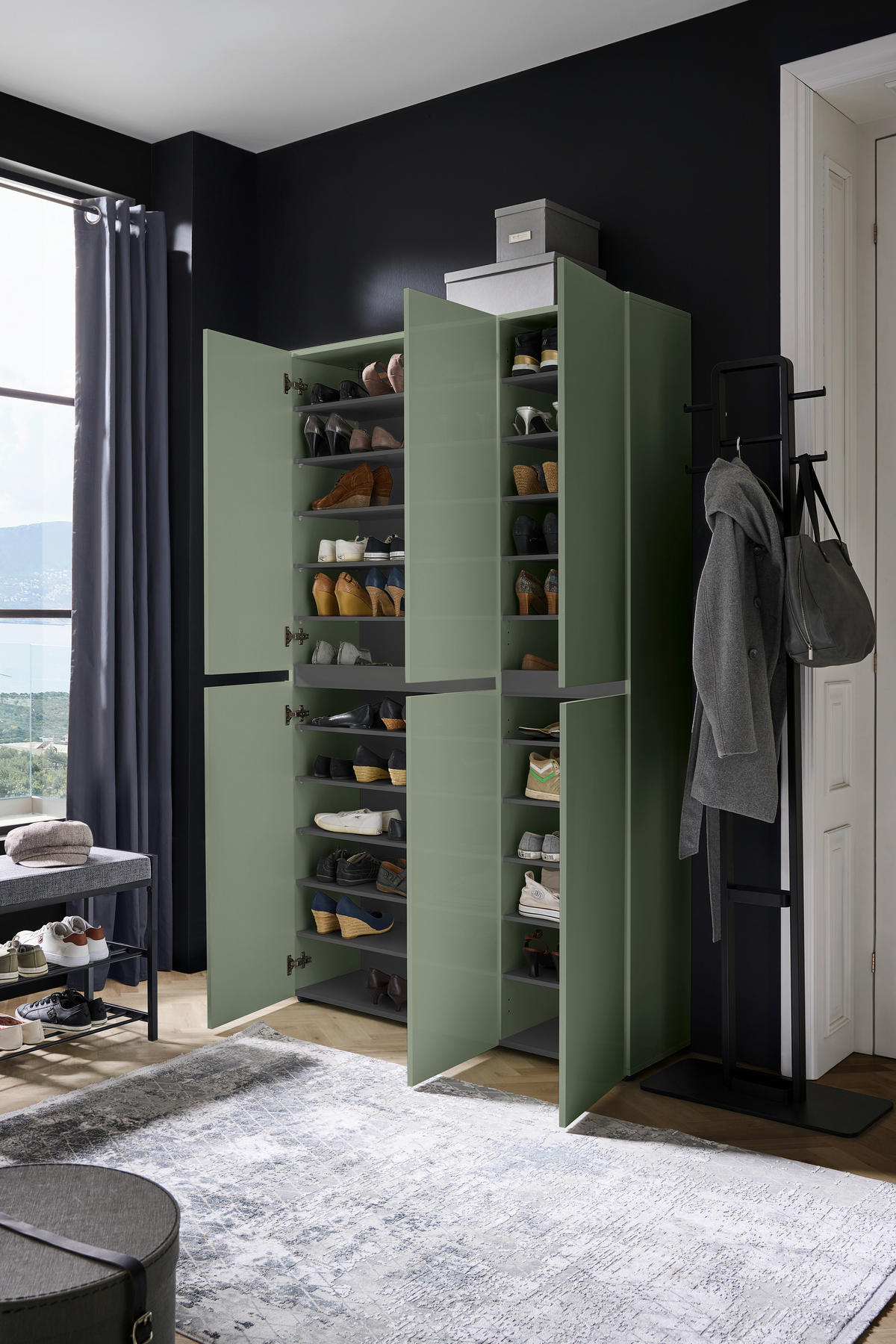 SCHUHSCHRANK Grün  - Schwarz/Grün, Design, Holzwerkstoff/Kunststoff (120/200/34cm) - home24