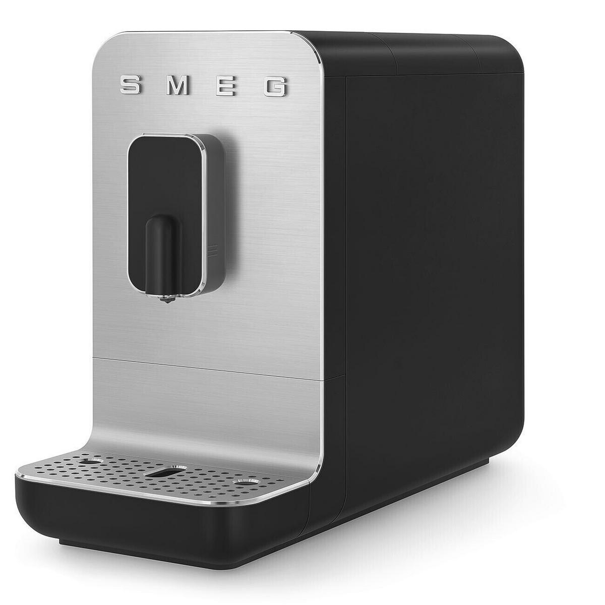 KAFFEEVOLLAUTOMAT Collezione  - Schwarz, Trend, Kunststoff (18/33.6/43.3cm) - SMEG