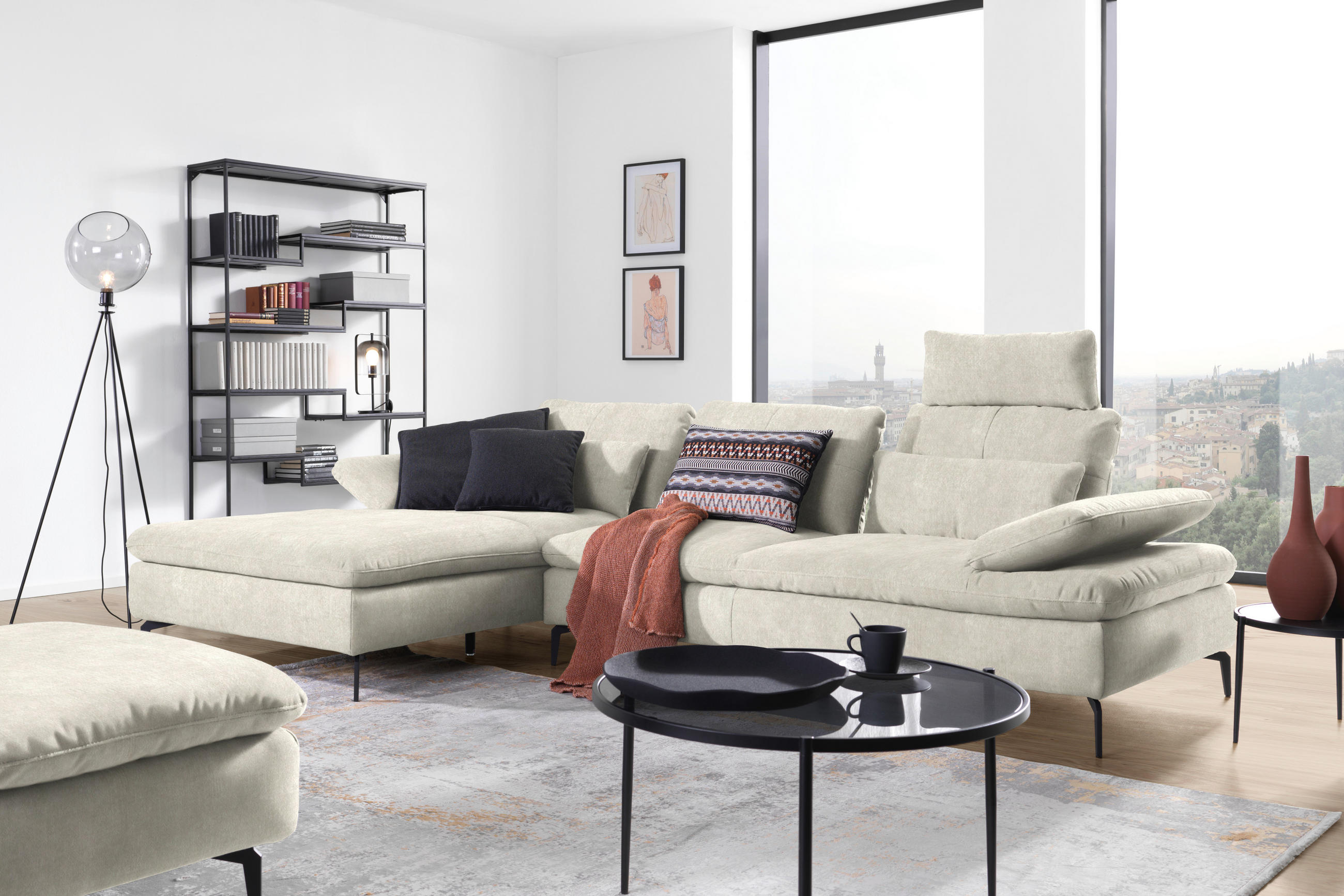 ECKSOFA in Velours Beige  - Beige/Schwarz, Design, Textil/Metall (179/301cm) - Chilliano