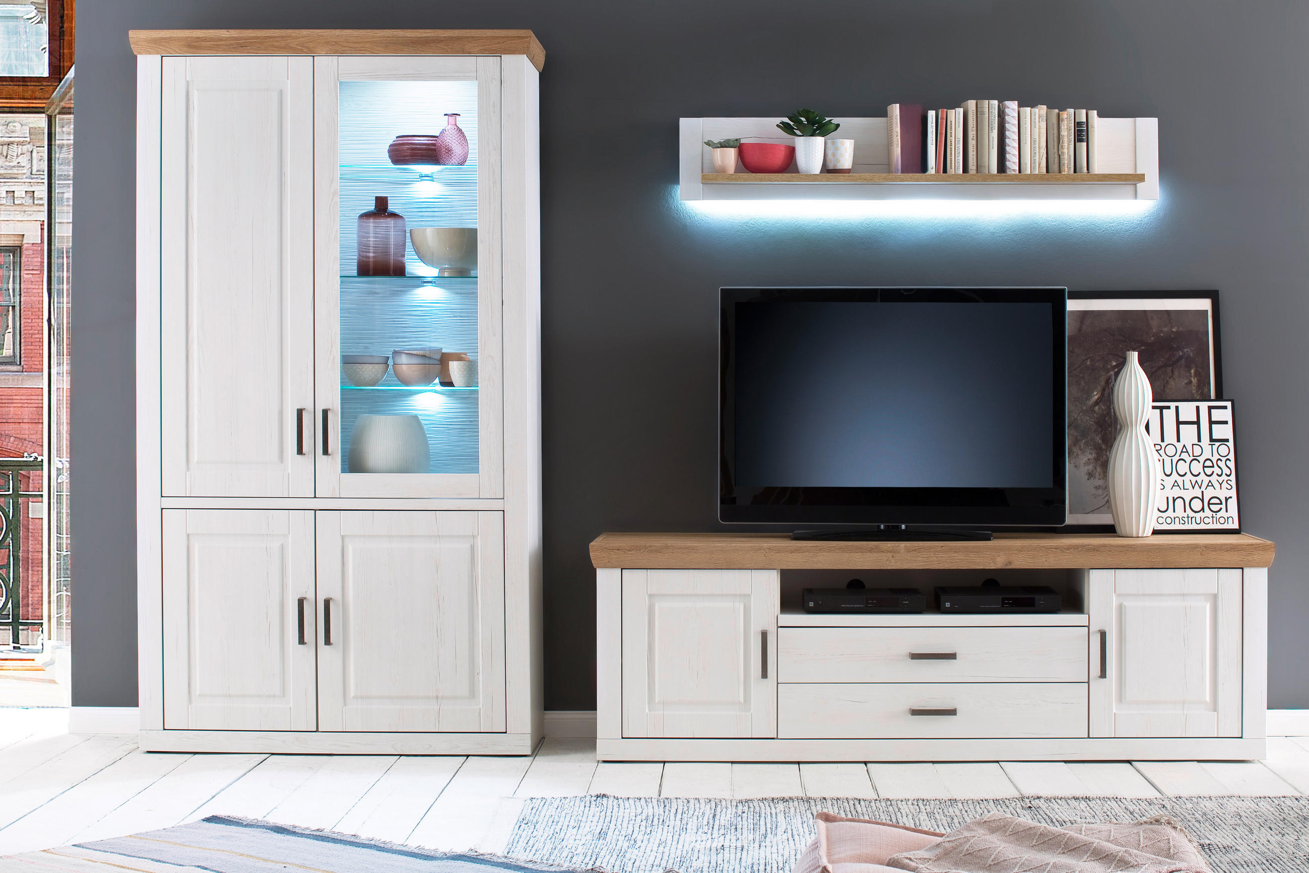 OBÝVACÍ STĚNA, barvy pinie - barvy pinie/barvy niklu, Design, kov/kompozitní dřevo (326/210/52cm) - Livetastic
