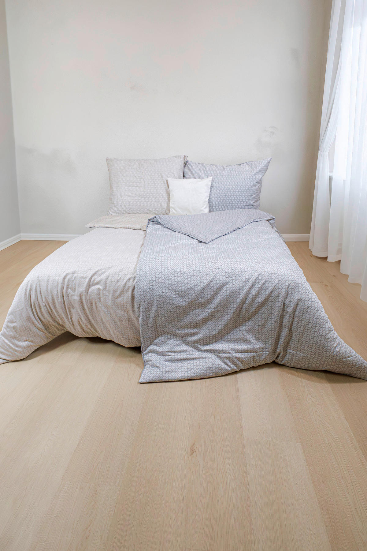 ÁGYNEMŰHUZAT-GARNITÚRA 220/200 cm  - világosszürke/kékesszürke, Basics, textil (220/200cm) - Fleuresse