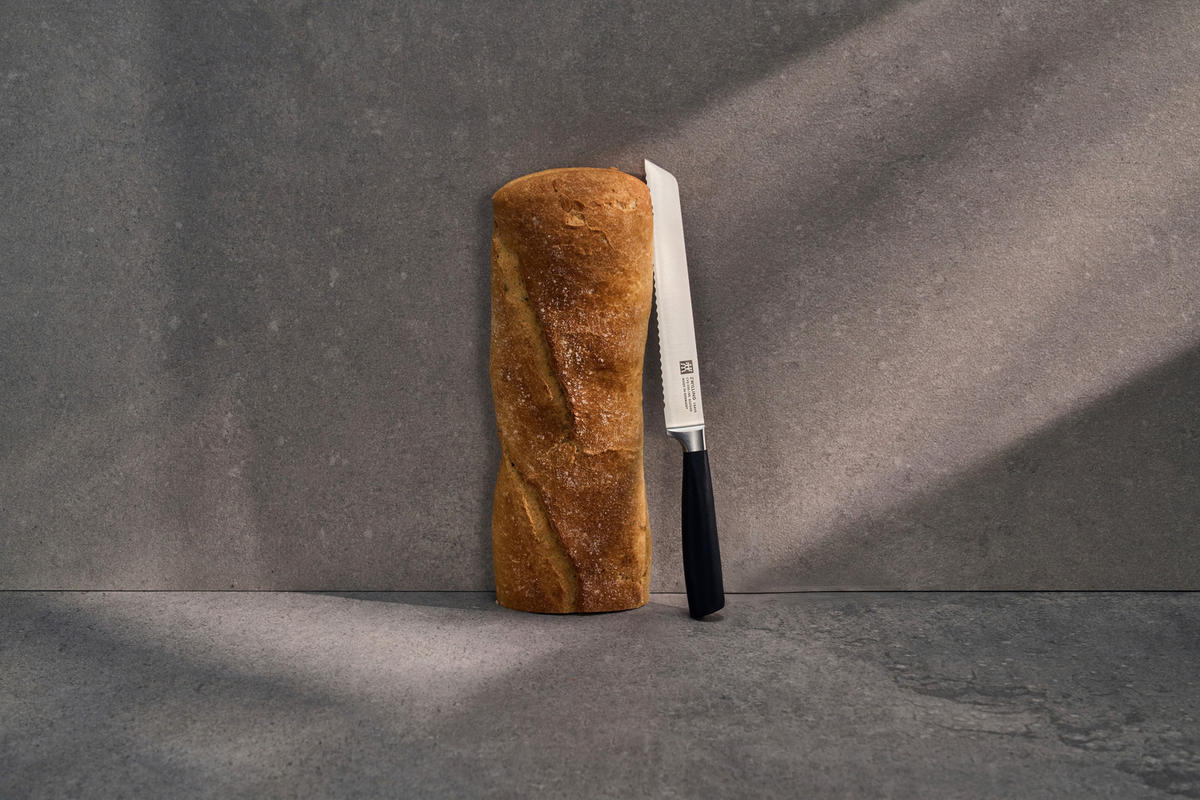 BROTMESSER Crave  - Edelstahlfarben/Schwarz, Basics, Kunststoff/Metall (42,5/24,5/2,8cm) - Zwilling