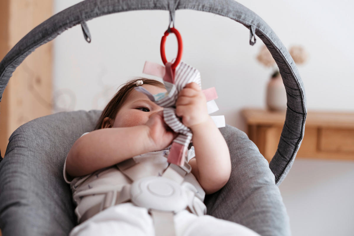 STOKKE NOMI SPIELBÜGEL NOMI  - Grau, Trend, Kunststoff/Textil - Stokke