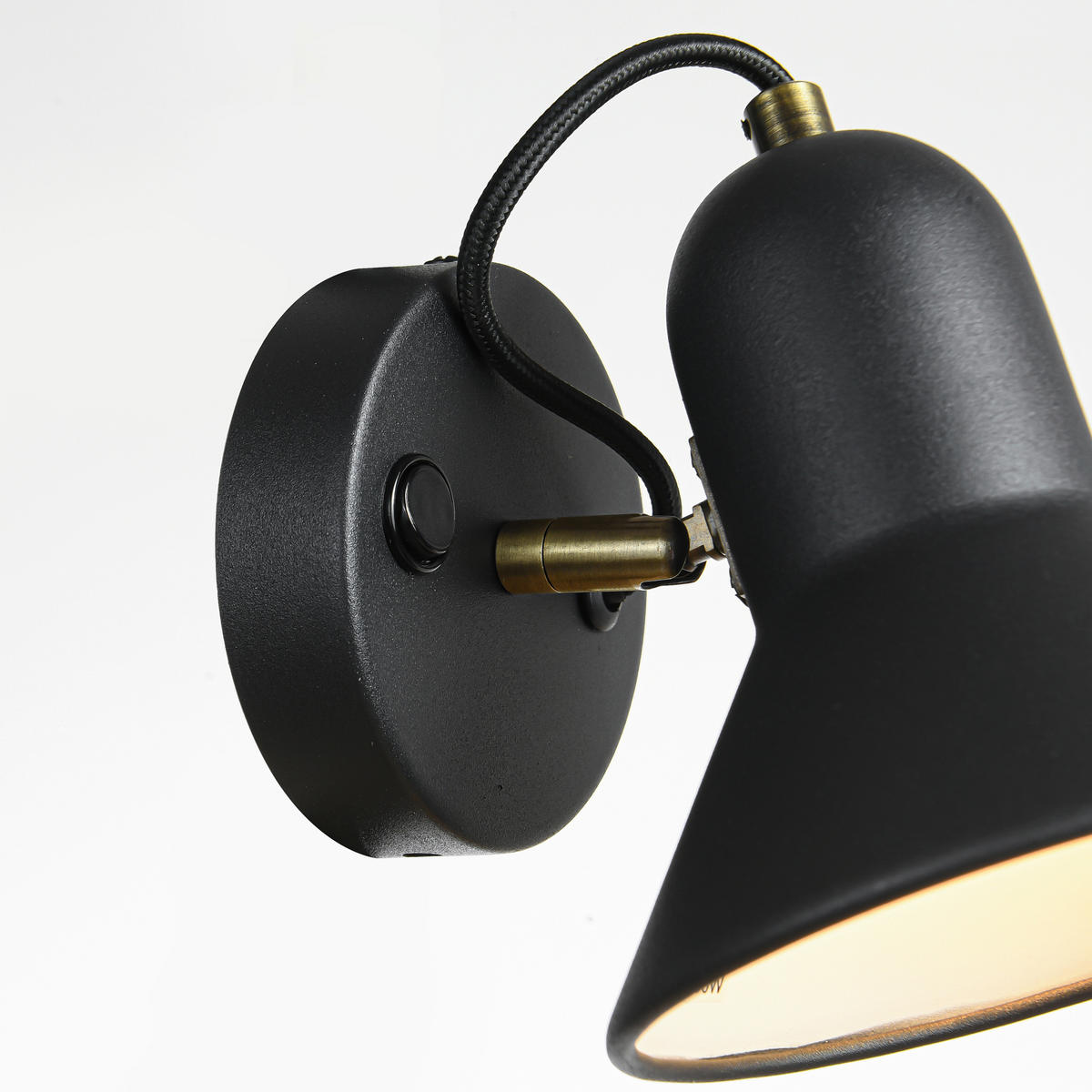 VÄGGLAMPA Astama   - svart, Basics, metall (16.6/13.6/16.6cm)