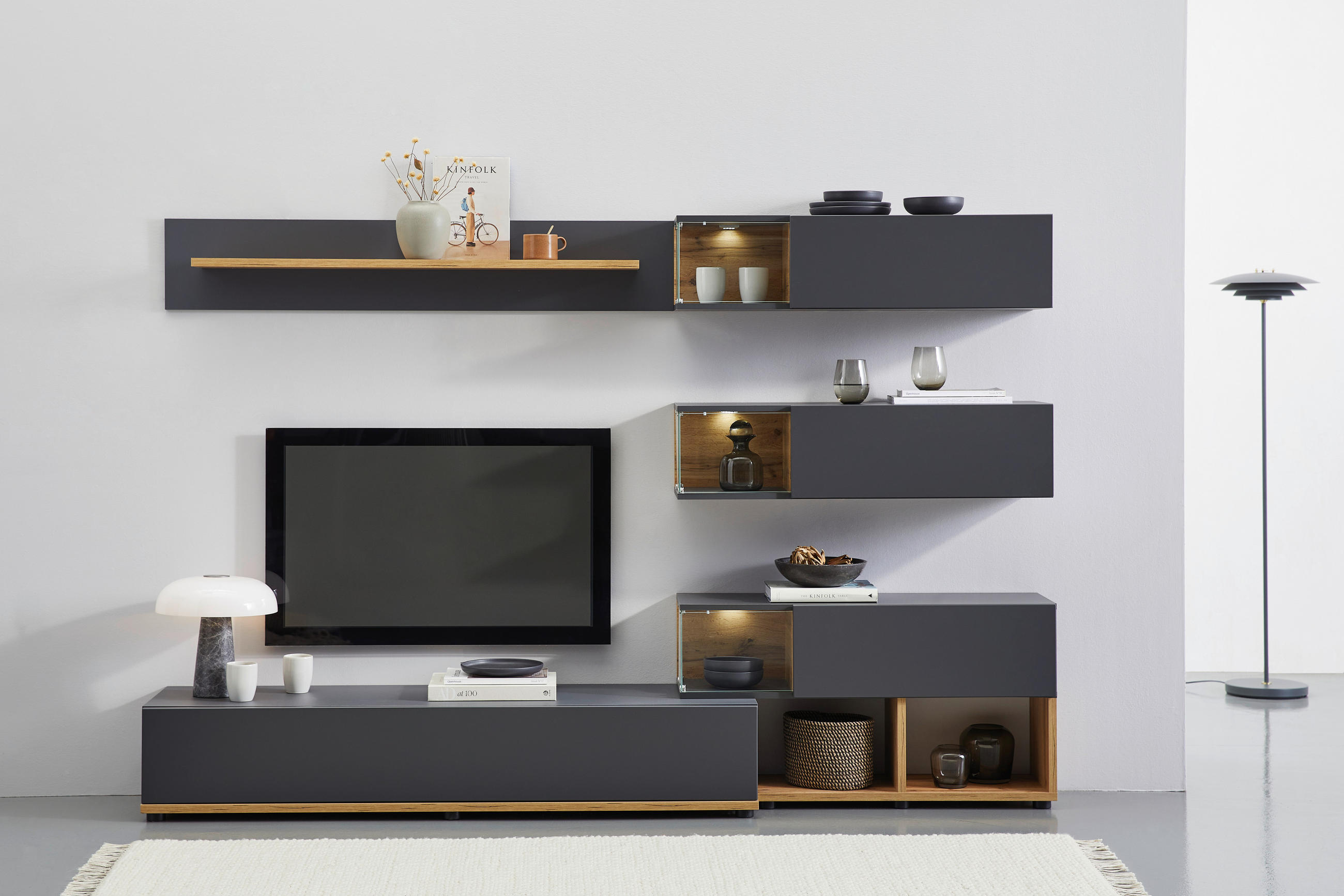 Ansamblu mobilier cameră de zi in antracit, culoare lemn stejar  - maro/culoare lemn stejar, Modern, plastic/sticlă (240/150/40cm) - Xora