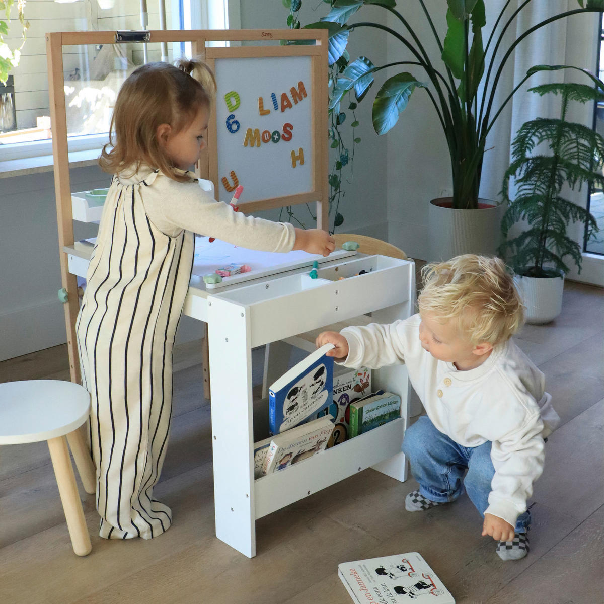 KINDERSCHREIBTISCH MIT STUHL - Buchefarben/Weiß, KONVENTIONELL, Holz/Papier (88/71/100cm)