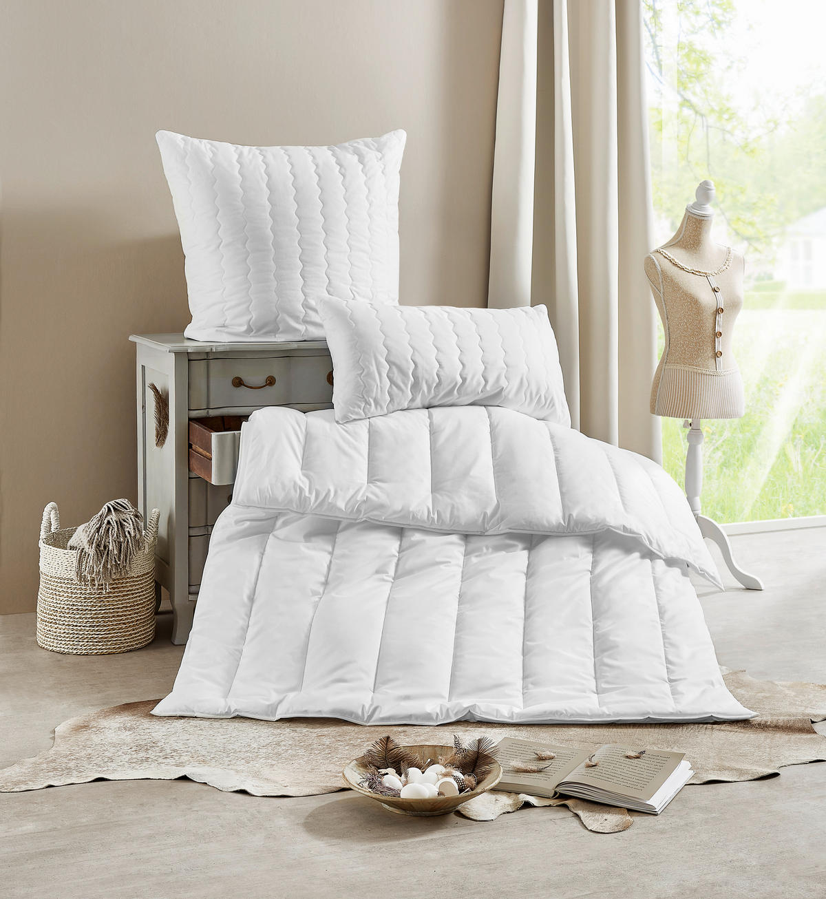 CELOROČNÍ PŘIKRÝVKA, 135/200 cm, polyester - bílá, Design, textil (135/200cm) - Centa-Star