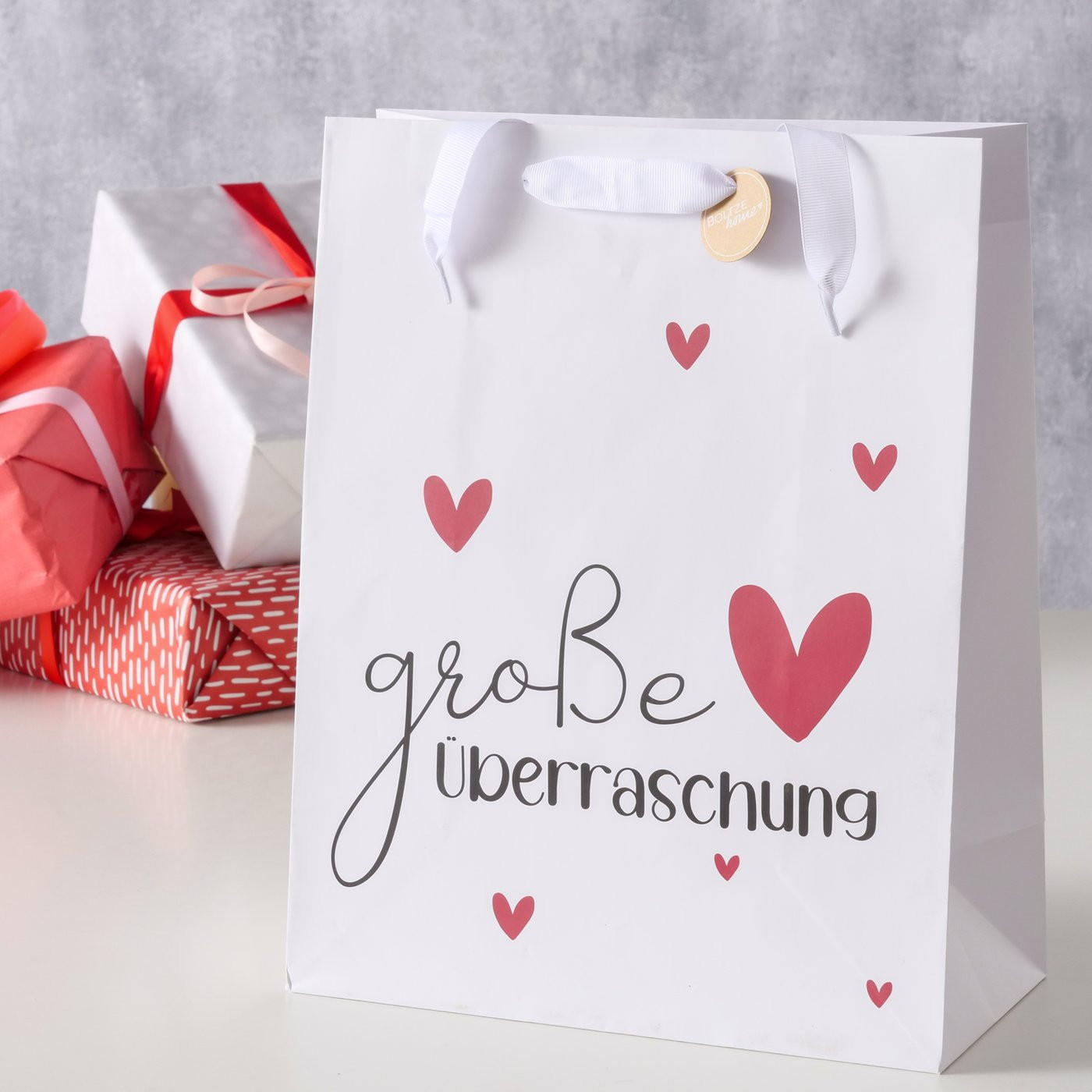 GESCHENKTASCHE  - Rot/Schwarz, Basics, Papier/Textil (26,5/13/33,5cm)