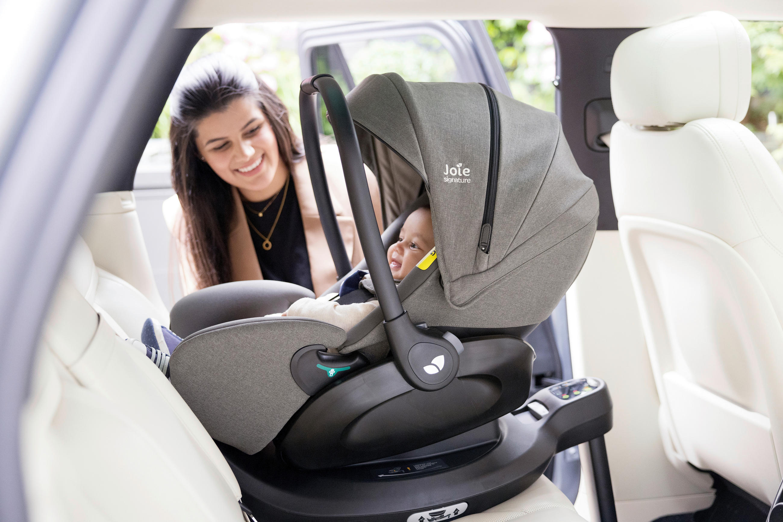 KINDERWAGENSET Signature 2025  - Schwarz/Olivgrün, Basics, Metall (65/109/97cm) - JOIE SIGNATURE