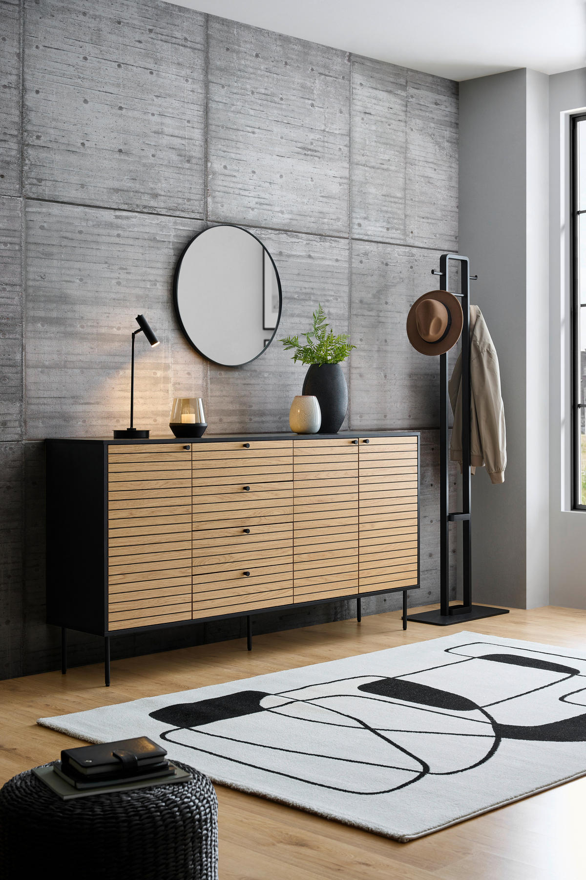 KOMODA, črna, barve hrasta  - črna/barve hrasta, Design, kovina/leseni material (180/94/40cm) - Xora