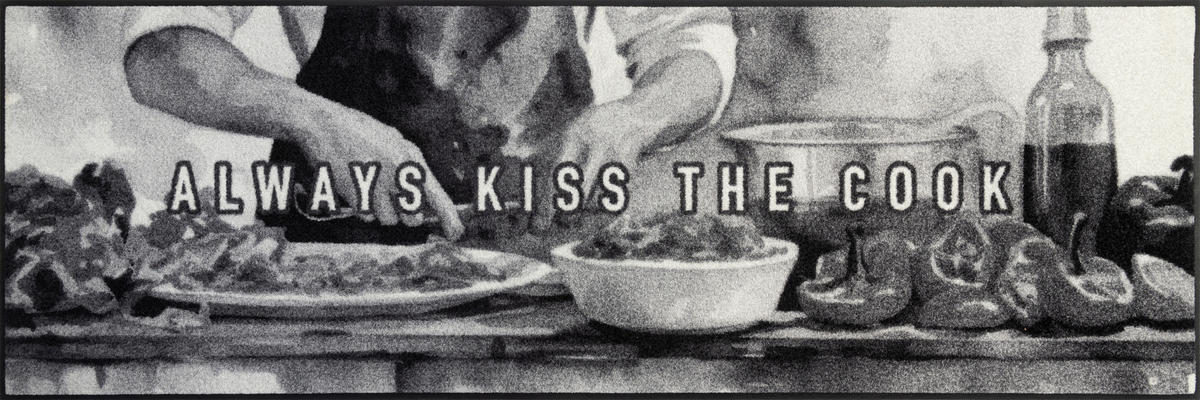 KÜCHENLÄUFER 60/180 cm Kiss the Cook Grau  - Grau, Design, Kunststoff/Textil (60/180cm) - wash+dry