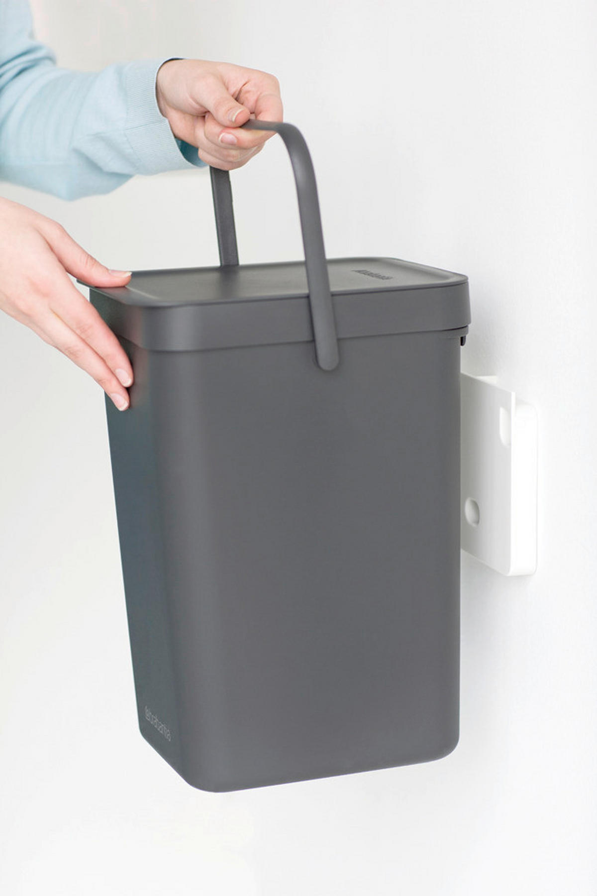 KOŠ ZA SMETI - siva, Basics, umetna masa (20/35.1/24.9cm) - Brabantia