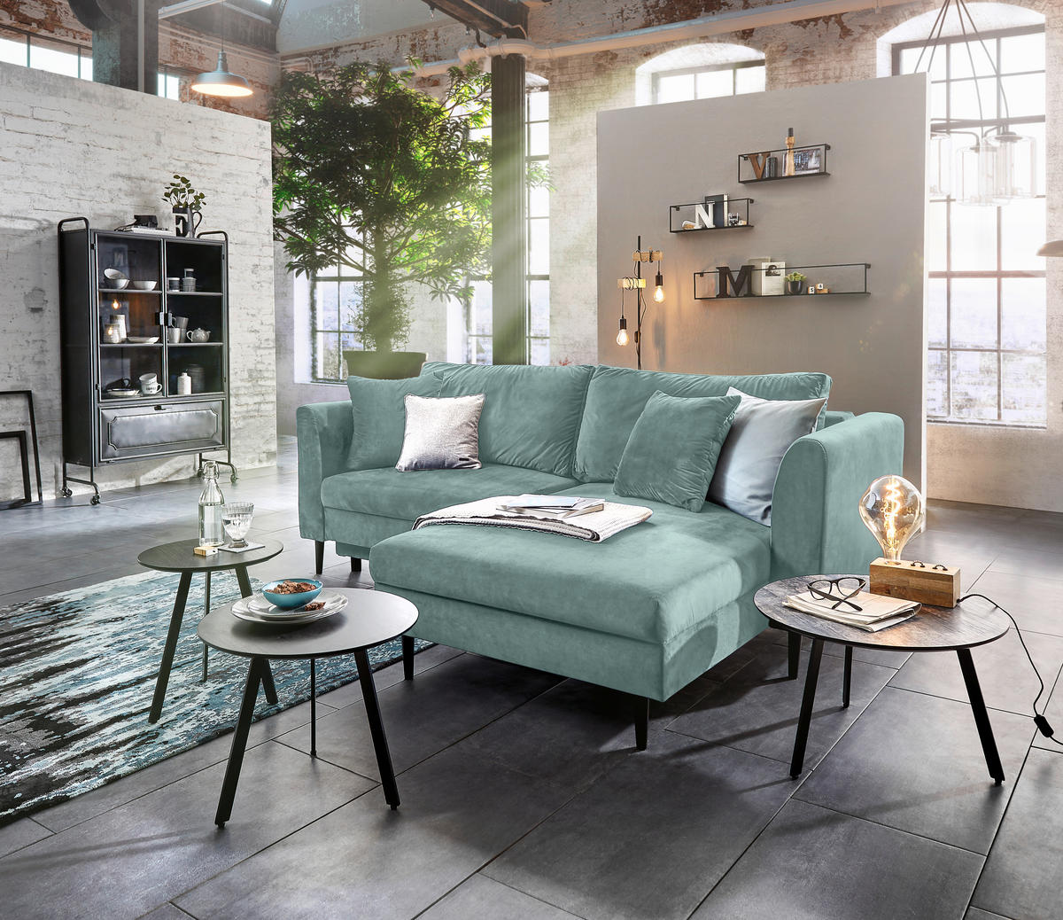 ECKSOFA in Velours Mintgrün  235/165 cm  - Schwarz/Mintgrün, Design, Holz/Textil (235/165cm) - Ti'me