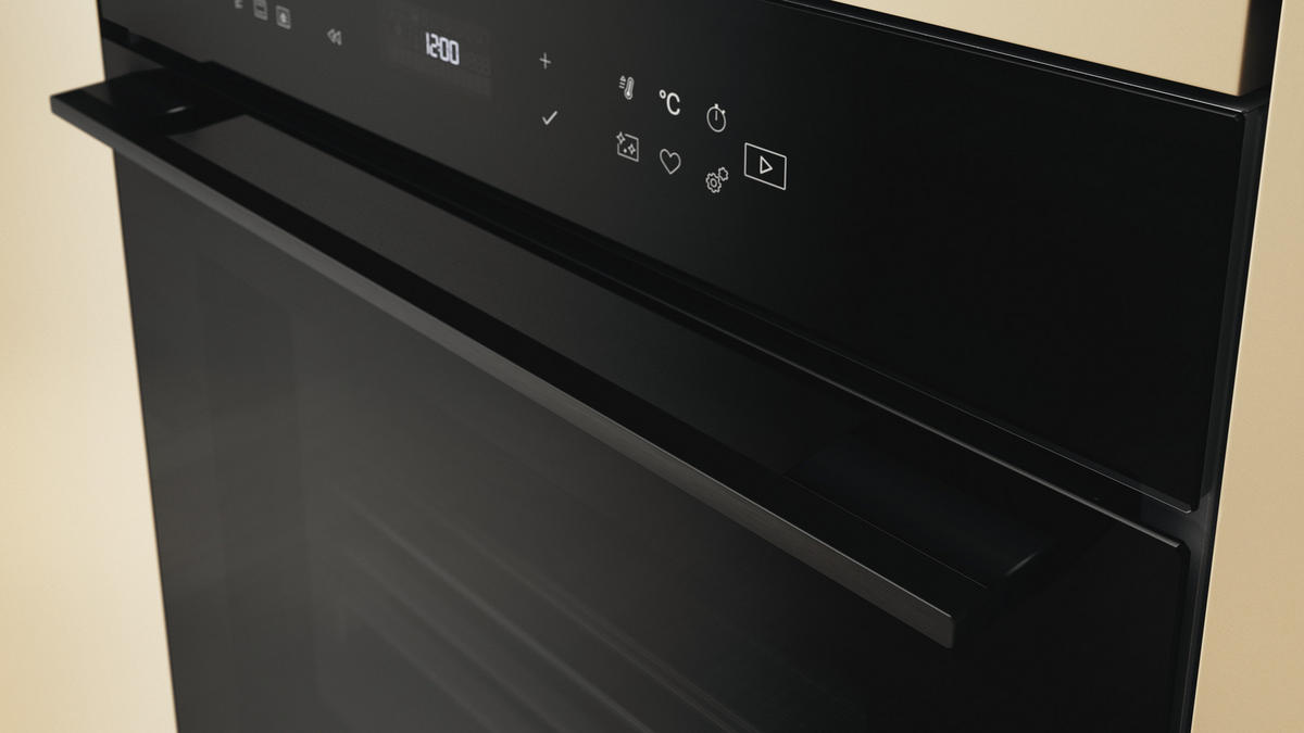 EINBAUBACKOFEN BBI78PT1SK  - Schwarz, Basics, Glas/Metall (59,5/59,7/56,4cm) - Bauknecht