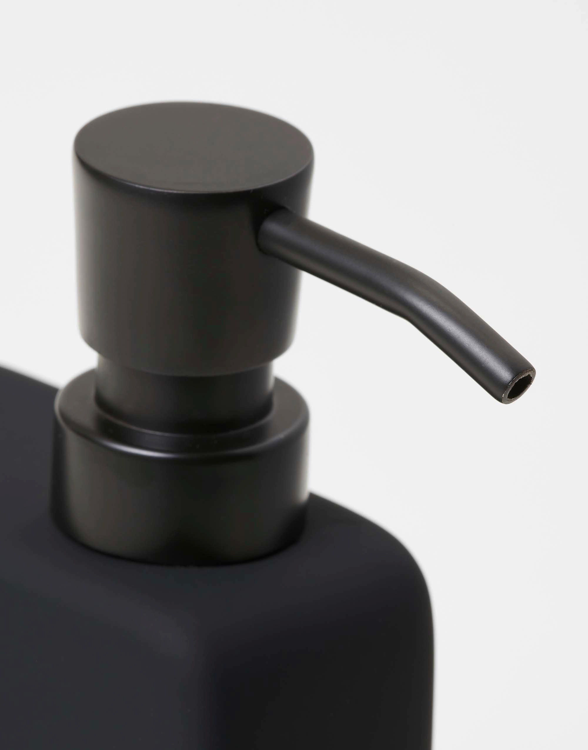DOZATOR TEKUĆEG SAPUNA antracit kamen THE EDGE - antracit, Design, kamen (9/4.5/18.5cm) - Marc O'Polo