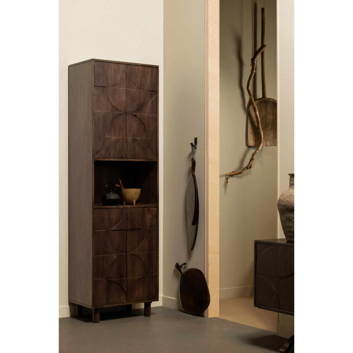 VITRINE in Mangoholz Walnussfarben  - Walnussfarben, Design, Holz (60/200/40cm) - Livetastic