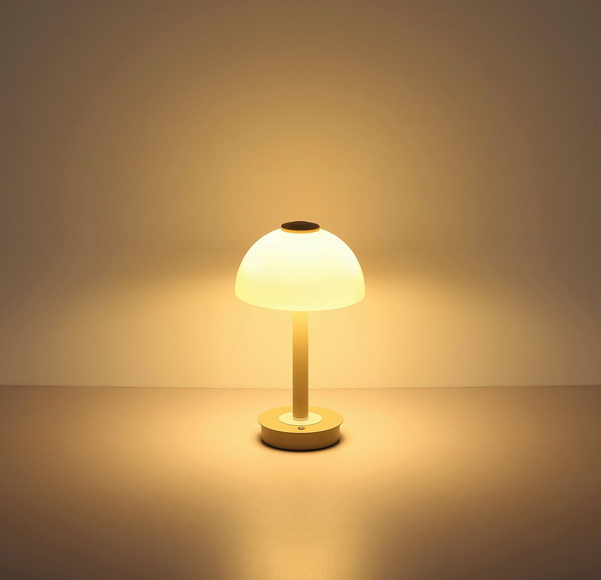 TISCHLEUCHTE Uldin 18/31,5 cm  - Sandfarben/Opal, Design, Glas/Kunststoff (18/31,5cm) - Globo