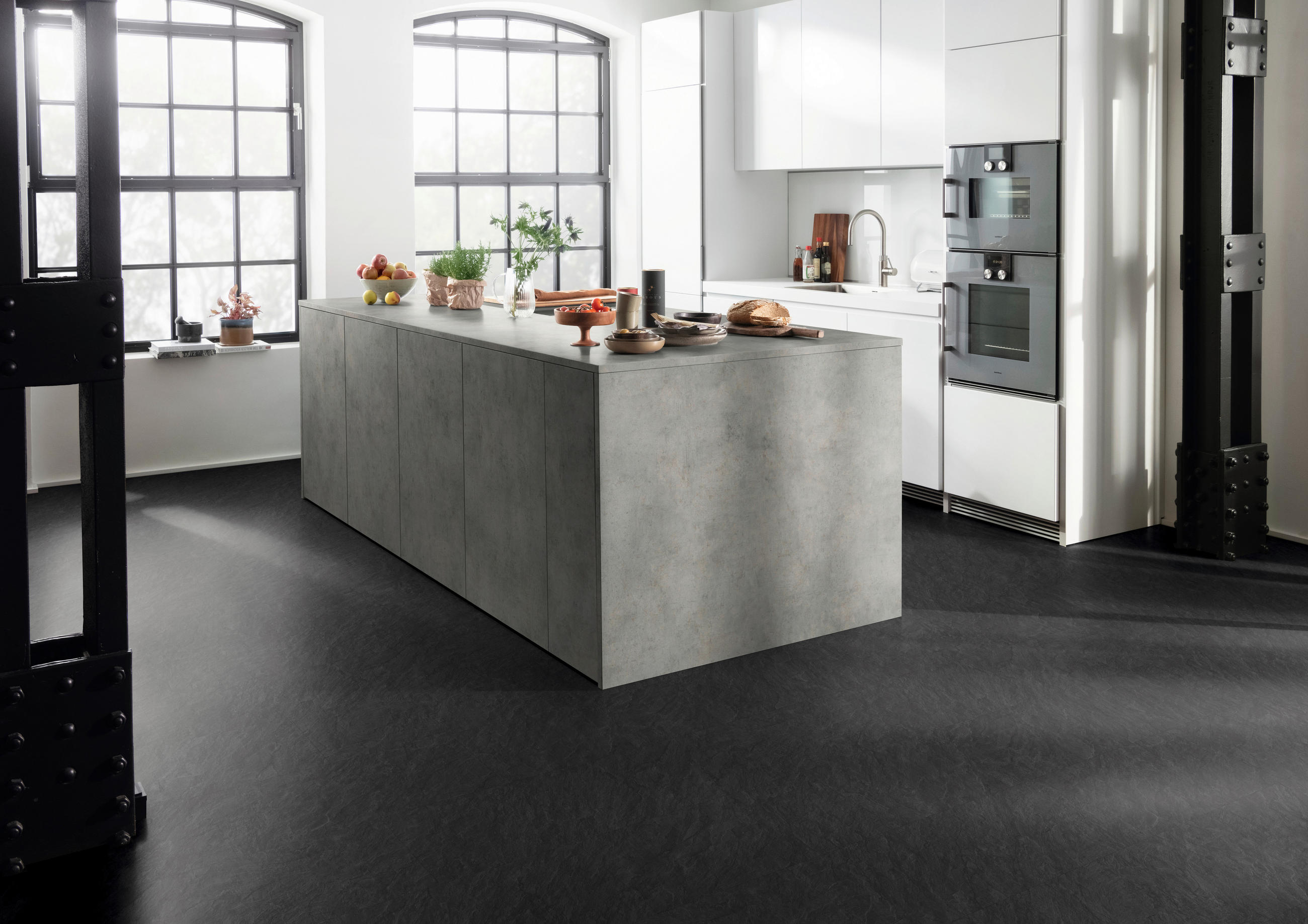 DESIGNBODEN Scivaro Schiefer EGGER Aquadura+  per  m² - Schieferfarben/Dunkelgrau, KONVENTIONELL, Holzwerkstoff (129.2/32.7/0.75cm) - Egger Holzwerkstoffe