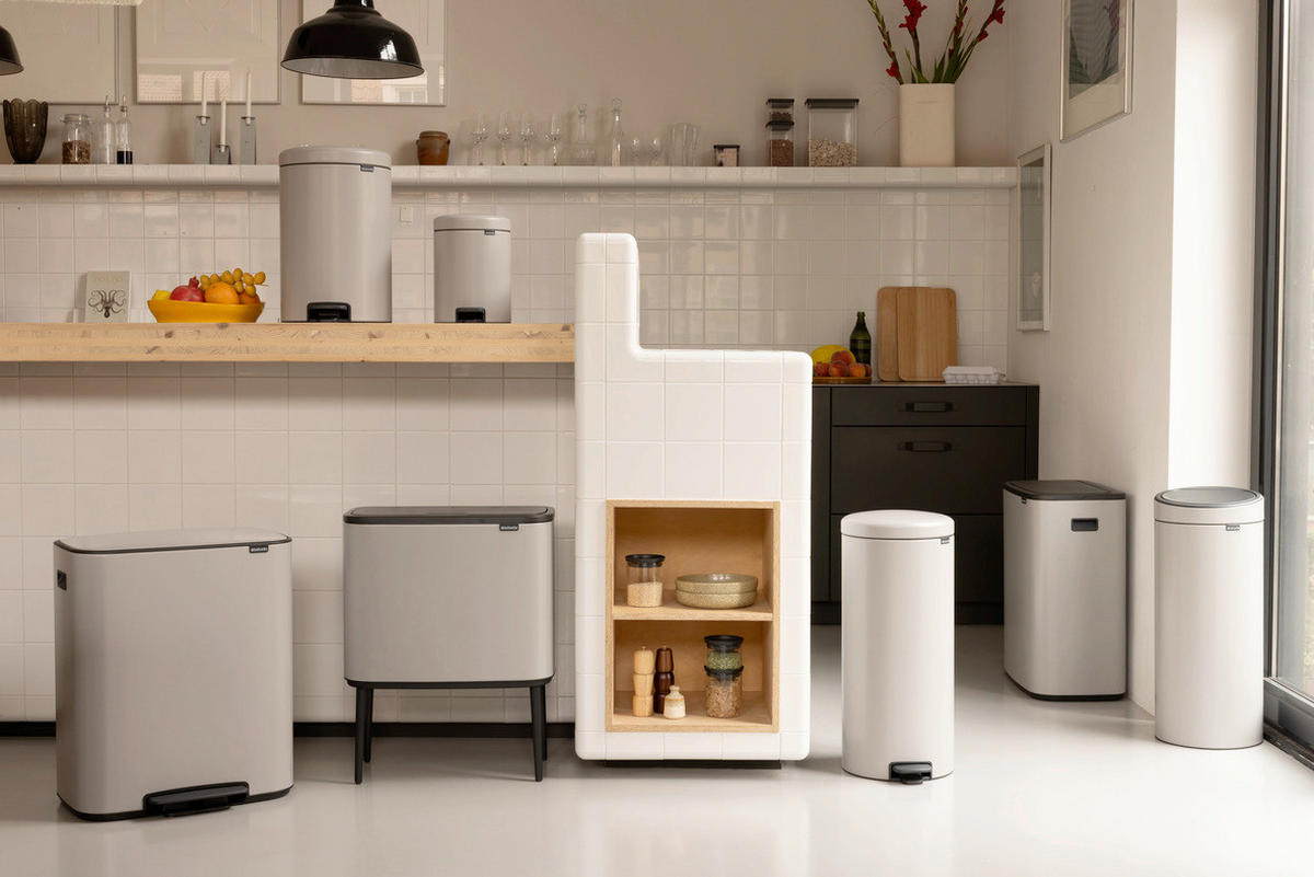 KANTA SA PAPUČICOM  5 l   - svetlosiva/antracit, Osnovno, metal/plastika (20.5/29.1/27.2cm) - Brabantia