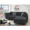 Livetastic ECKSOFA Schwarz Mikrofaser, links davon: Beistelltisch, Topfpflanze, rechts davon: Kissen, Deckenbeleuchtung in weiß in hellem Wohnzimmer.