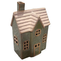 DEKORAČNÝ DOMČEK - zelená/prírodná farba, Trend, keramika (11,1/16,8/7,3cm) - X-Mas