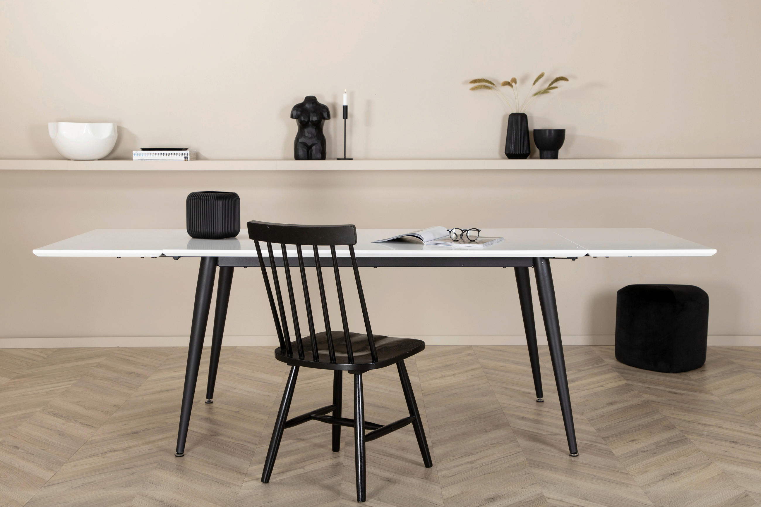 MATBORD i metall, plast 150/90/76 cm   - vit/svart, Design, metall/plast (150/90/76cm) - Livetastic