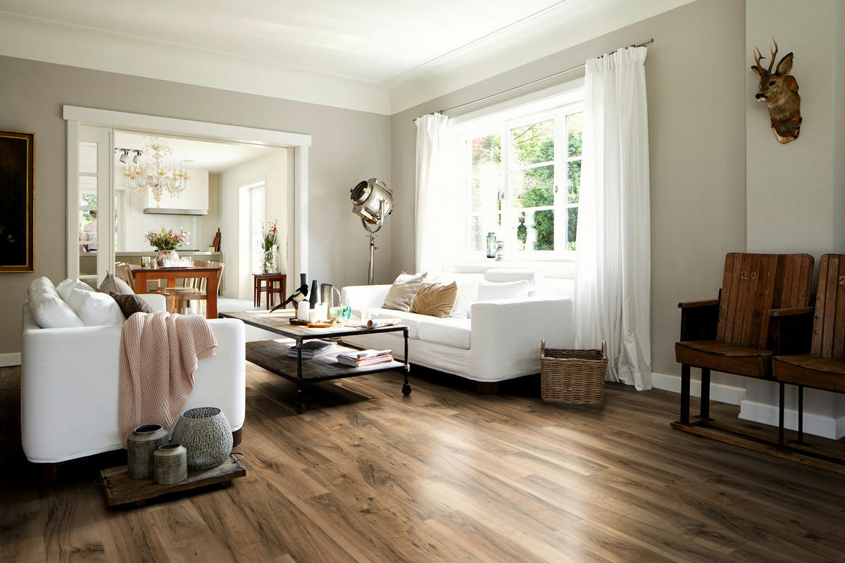 LAMINATBODEN Perganti Nussbaum EGGER Nature Sense Aqua  per  m² - Nussbaumfarben/Braun, KONVENTIONELL, Holzwerkstoff (129.2/19.3/0.8cm) - Egger Holzwerkstoffe