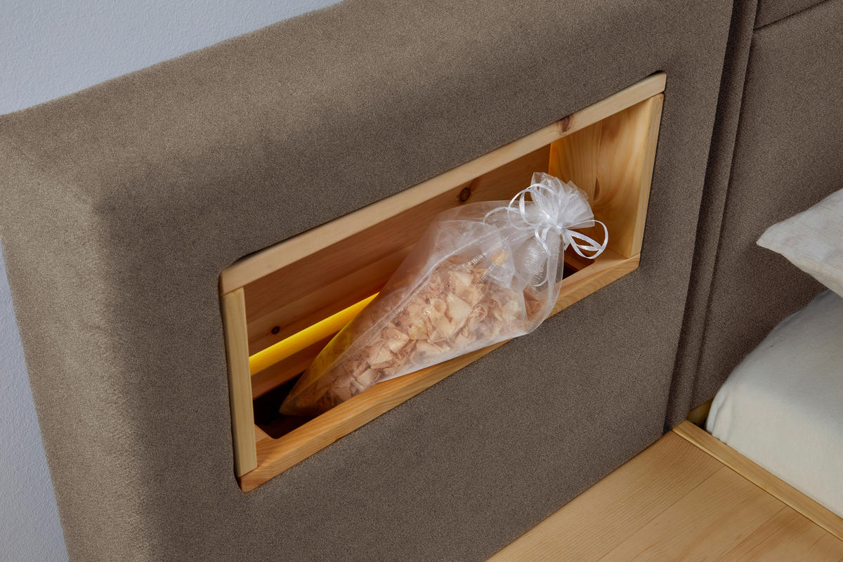 BETT 200/200 cm  in Braun, Zirbelkieferfarben  - Zirbelkieferfarben/Braun, Natur, Holz/Textil (200/200cm) - Valnatura