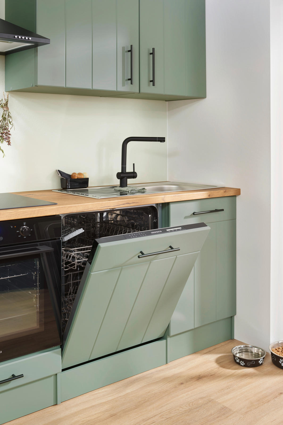 ECKKÜCHE 310/172 cm  in Wildeiche, Schilfgrün  - Schilfgrün/Wildeiche, Trend, Holzwerkstoff/Metall (310/172cm) - Respekta