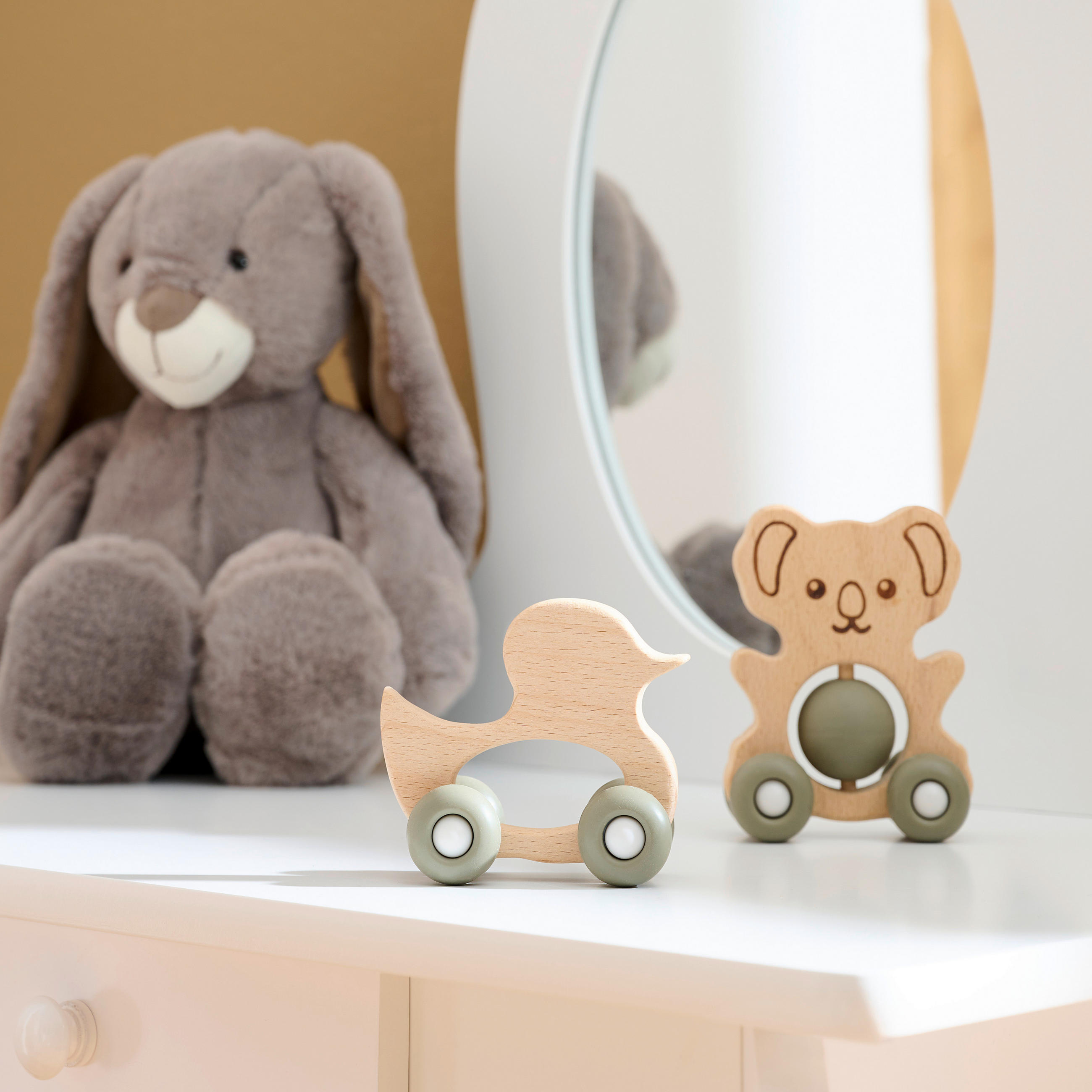 SPELPJÄS - grön/naturfärgad, Natur, trä/plast (7,9/8,5/4,3cm) - My Baby Lou