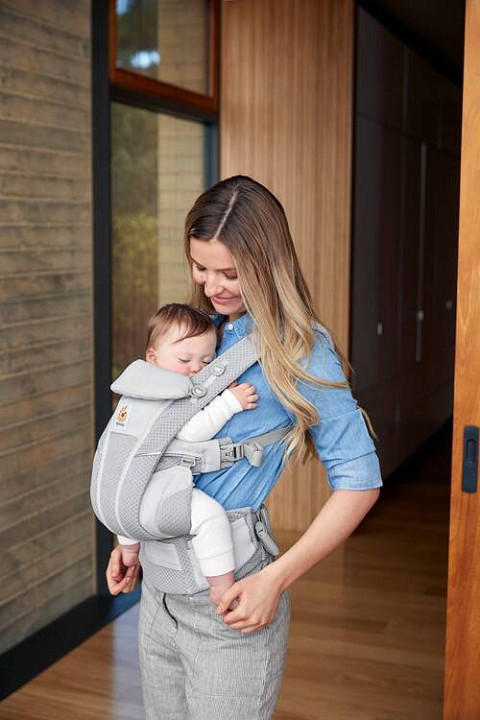 BABYTRAGE Omni Breeze  - Hellgrau, Basics, Textil (23,5/16/27cm) - Ergo Baby