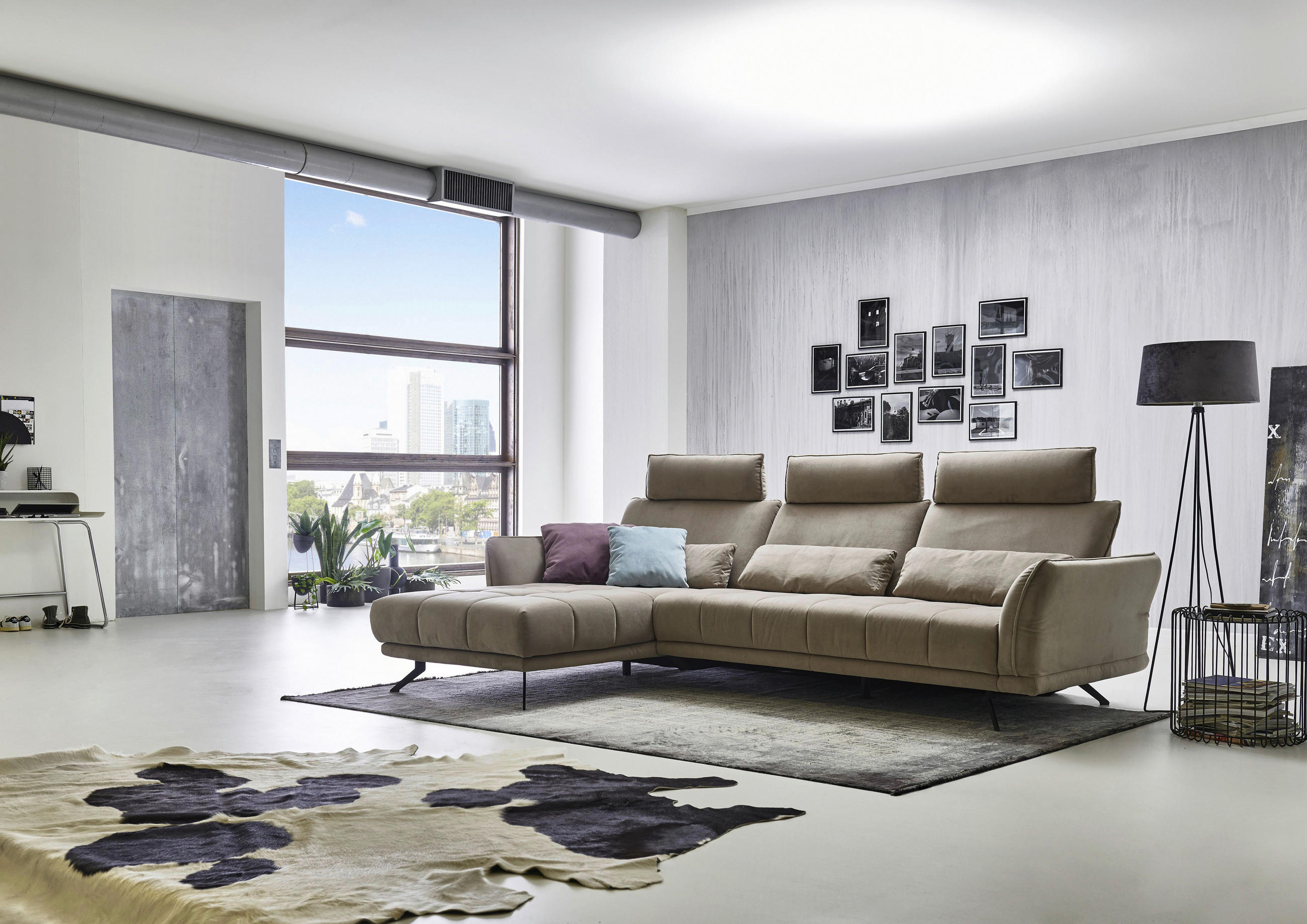 ECKSOFA Hellbraun Mikrofaser  - Hellbraun/Schwarz, KONVENTIONELL, Textil/Metall (178/285cm) - Carryhome