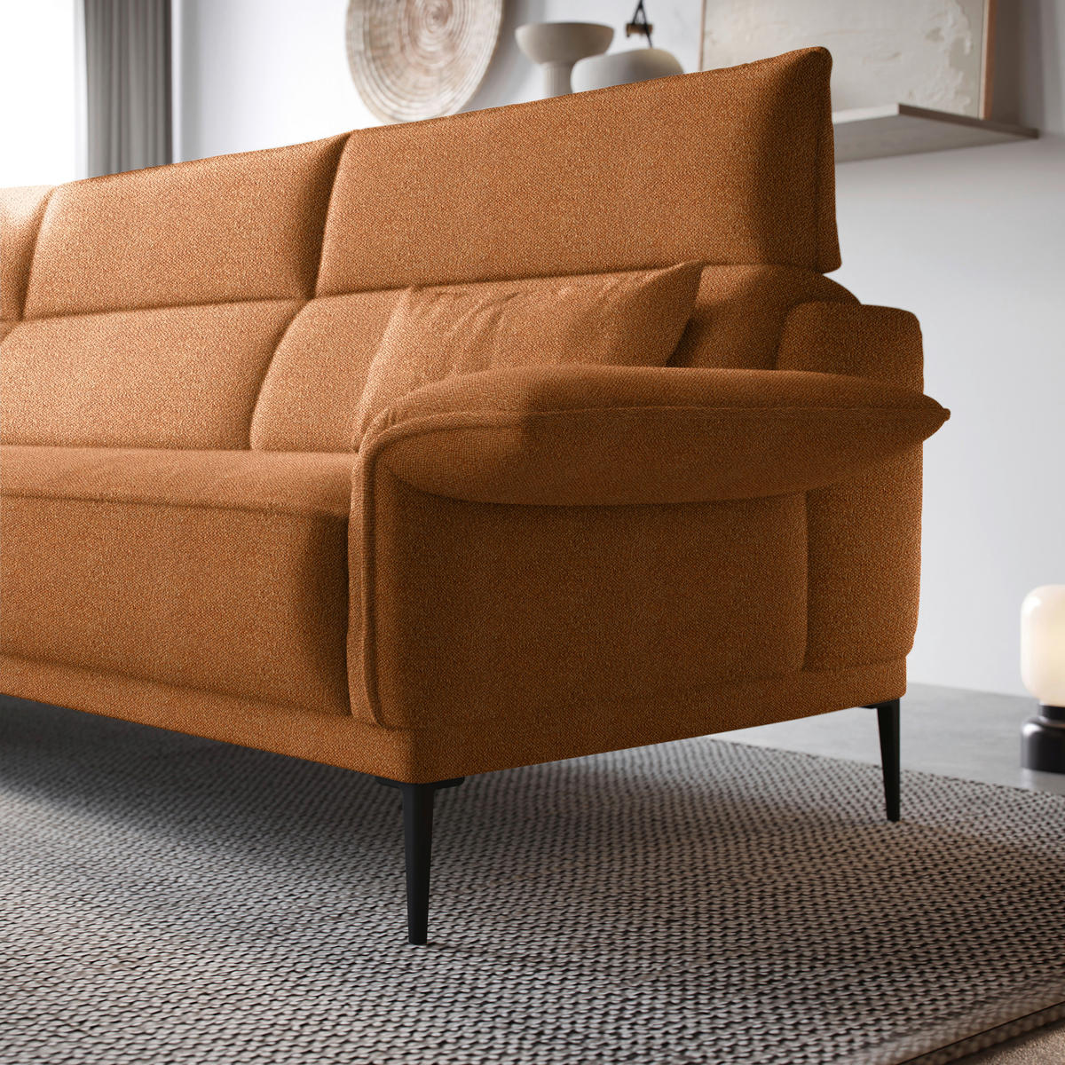 ECKSOFA in Bouclé Cognac  - Cognac/Schwarz, Modern, Textil/Metall (186/330cm) - Johann Jakob