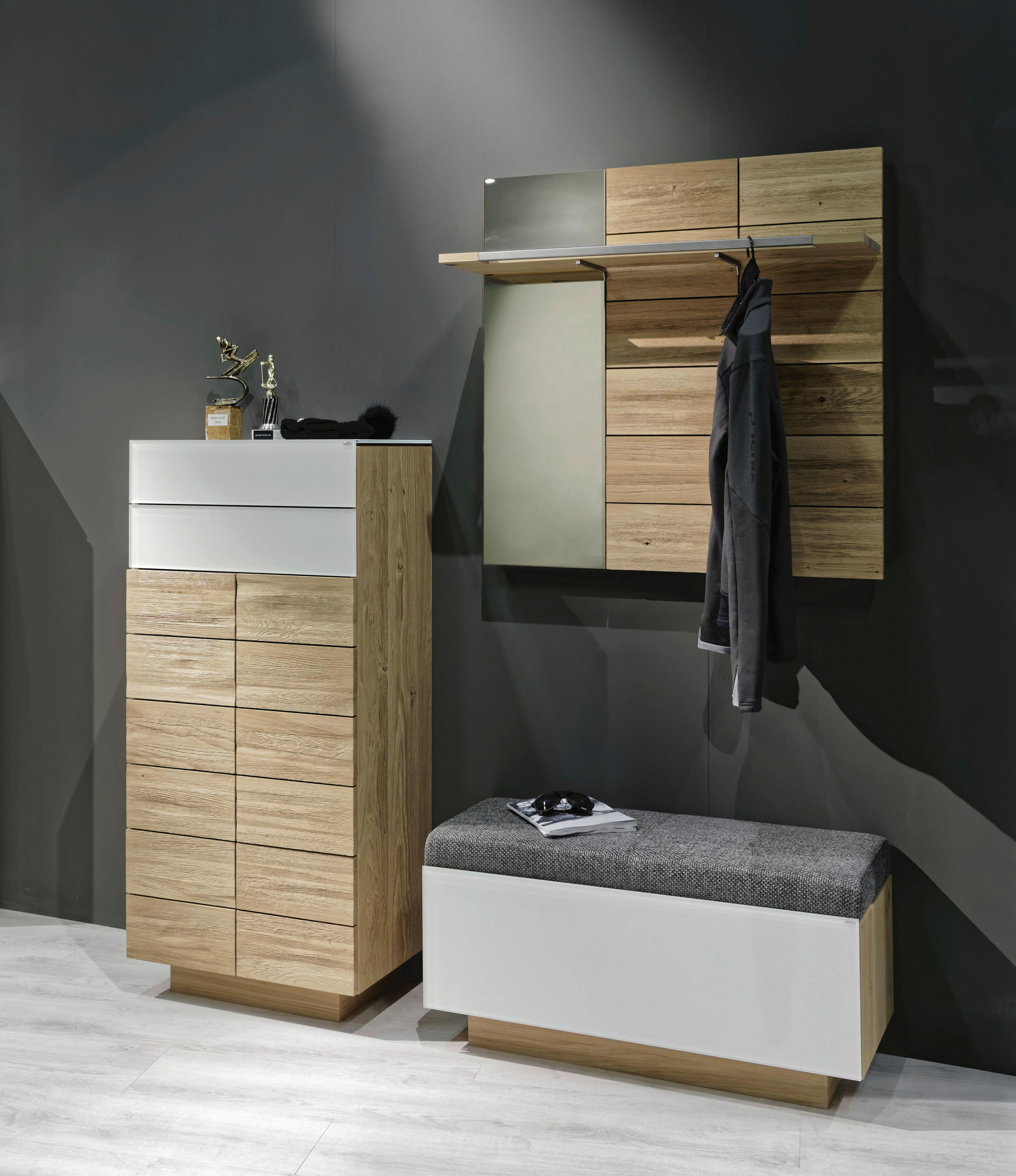 Thumbnail - Voglauer Schuhschrank, Weiß, Eiche, Holz, Glas, Wildeiche, furniert, massiv, mehrschichtige Massivholzplatte (Tischlerpl...