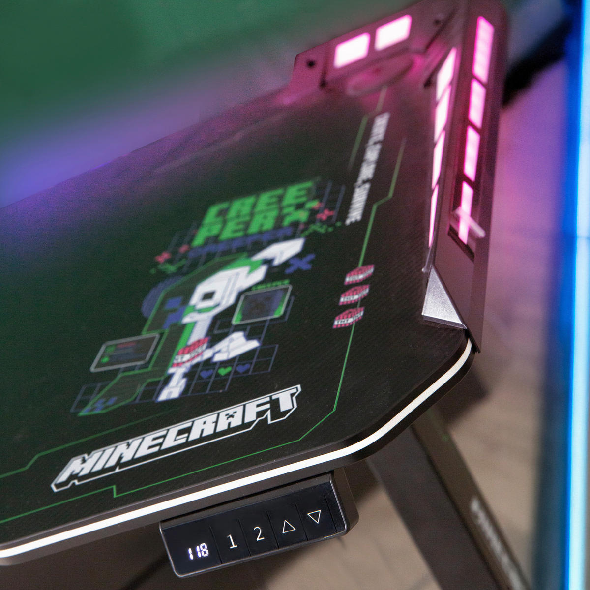 GAMINGTISCH Schwarz  - Schwarz, MODERN, Holzwerkstoff/Metall (120/60/71-118cm) - Minecraft