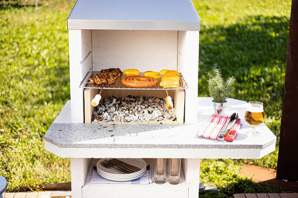 HOLZKOHLEGRILL - Weiss, Design, Stein (110/180/80cm) - Nouvel