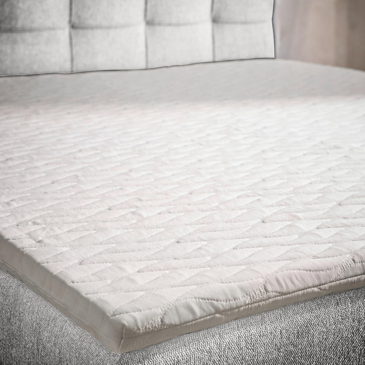 AMERICKÁ POSTEĽ, 180/200 cm, svetlosivá - čierna/svetlosivá, Konventionell, textil/plast (180/200cm) - Boxxx