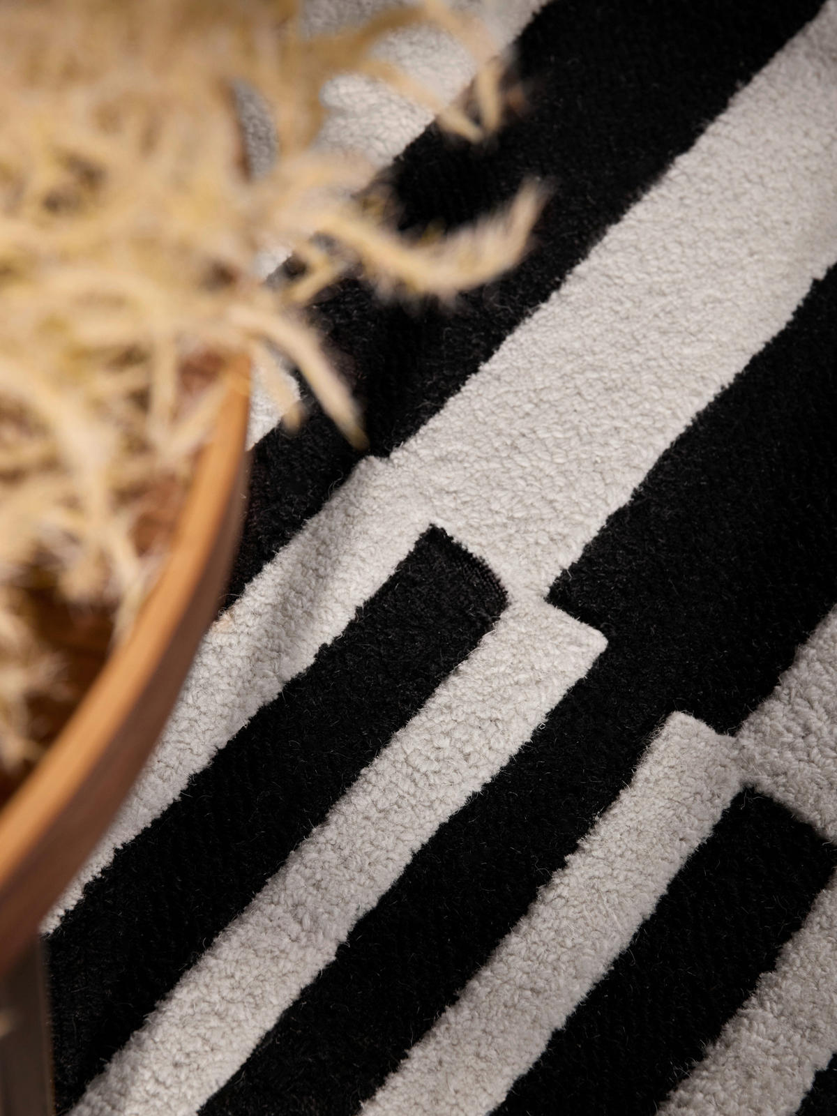 WOLLTEPPICH 120/180 cm Stryve Schwarz, Weiß rechteckig  - Schwarz/Weiß, Basics, Textil (120/180cm) - Elle Decoration