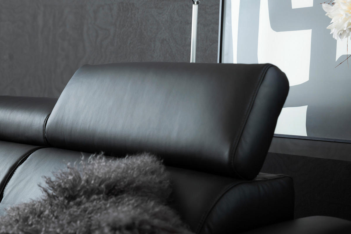 CloseUp von Hom`in ECKSOFA Schwarz Echtleder.