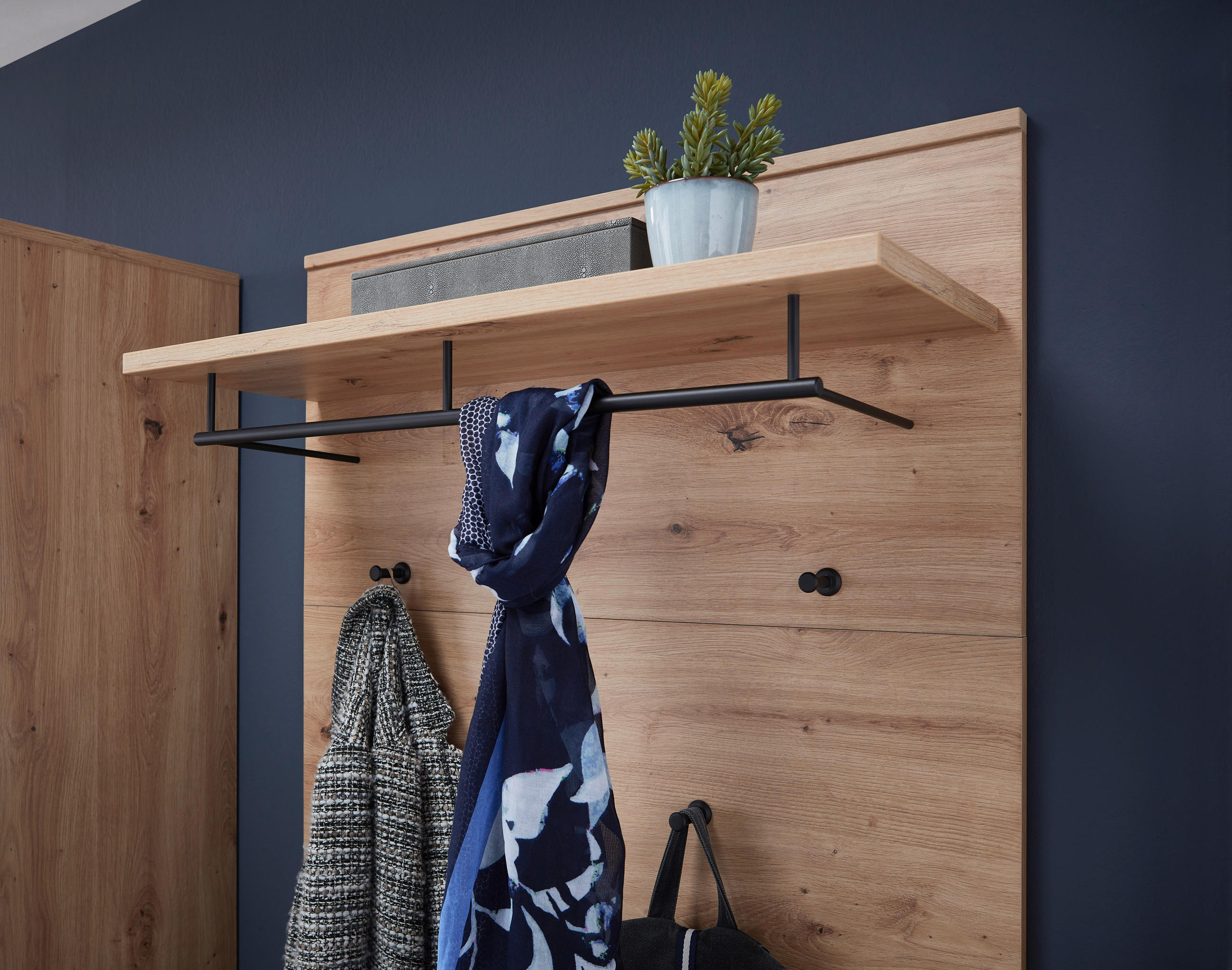 Thumbnail - Voleo Garderobenpaneel, Eiche Artisan, Holzwerkstoff, 84.2x129.6x29.6 cm, Aufhängemöglichkeit, Hutablage, Kleiderstange,...