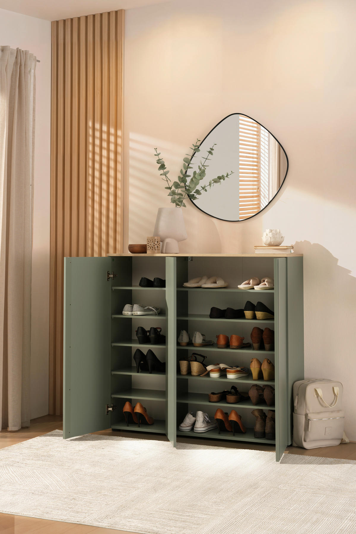 SCHUHSCHRANK Grün, Eichefarben  - Eichefarben/Schwarz, Design, Holzwerkstoff/Kunststoff (120,3/113,2/34cm) - Voleo