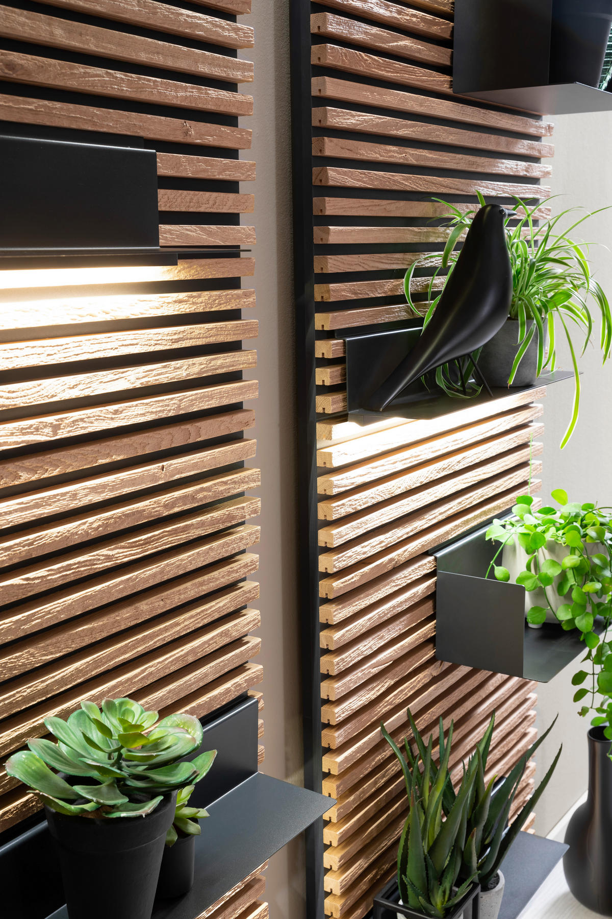 WANDPANEEL YONNA Kerneiche massiv Eichefarben, Anthrazit  - Eichefarben/Anthrazit, Design, Holz/Metall (77/200/26cm) - Schöner Wohnen