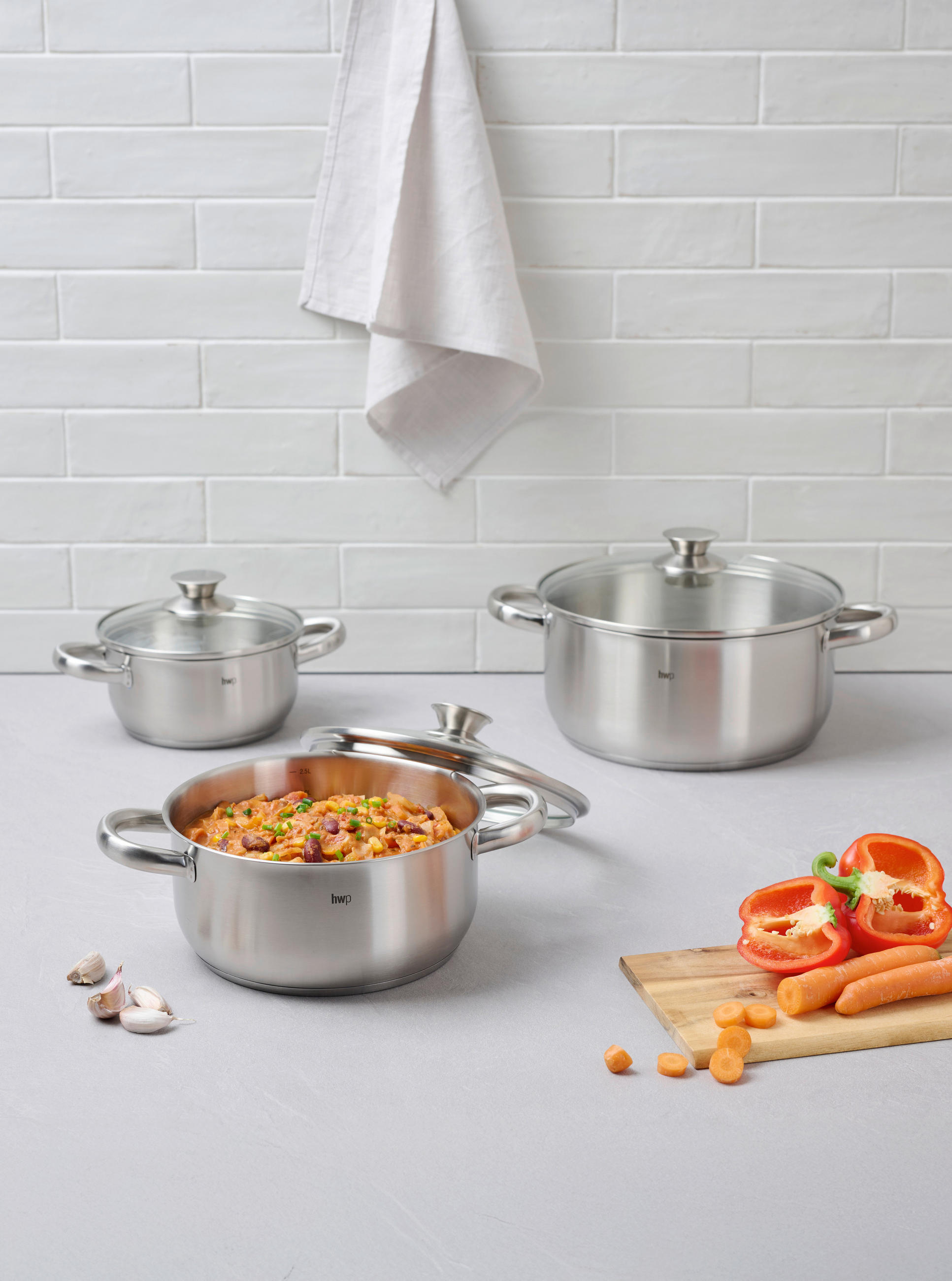 SADA HRNCOV, 4-dielne - číra/farba ušľachtilej ocele, Basics, kov/sklo - Homeware Profession.