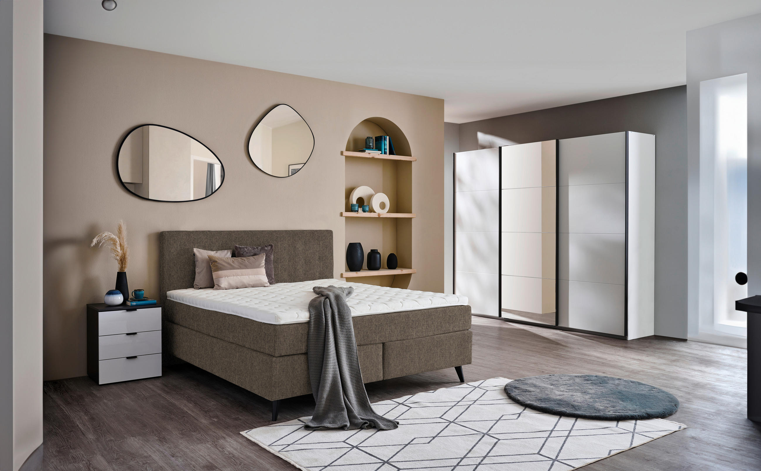 BOXSPRINGBETT 180/200 cm  in Braun  - Schwarz/Braun, Konventionell, Holz/Textil (180/200cm) - Voleo