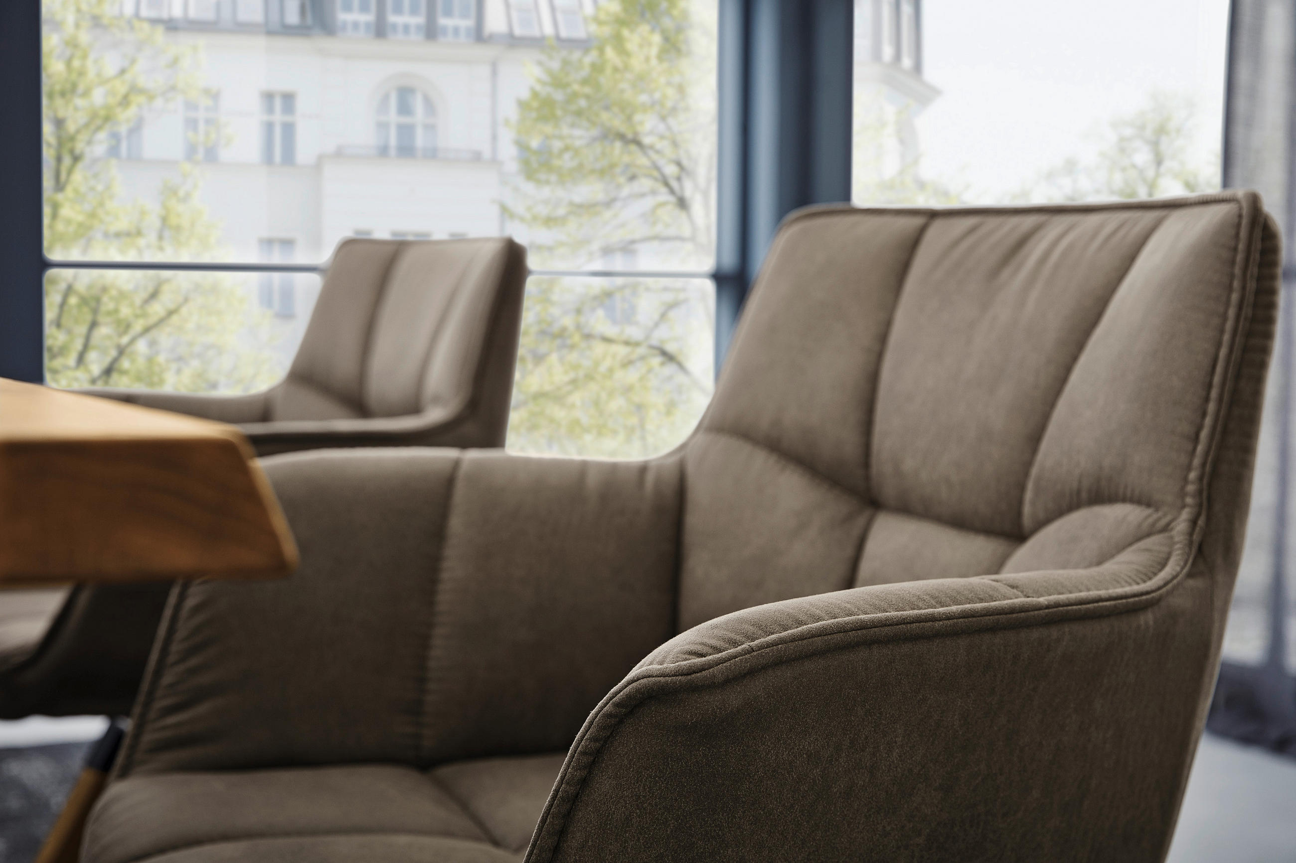 Thumbnail - Musterring Armlehnstuhl, Hellbraun, Textil, Wildeiche, massiv, Stativgestell, 67x85x60 cm, Stoffauswahl, Typenauswahl, E...