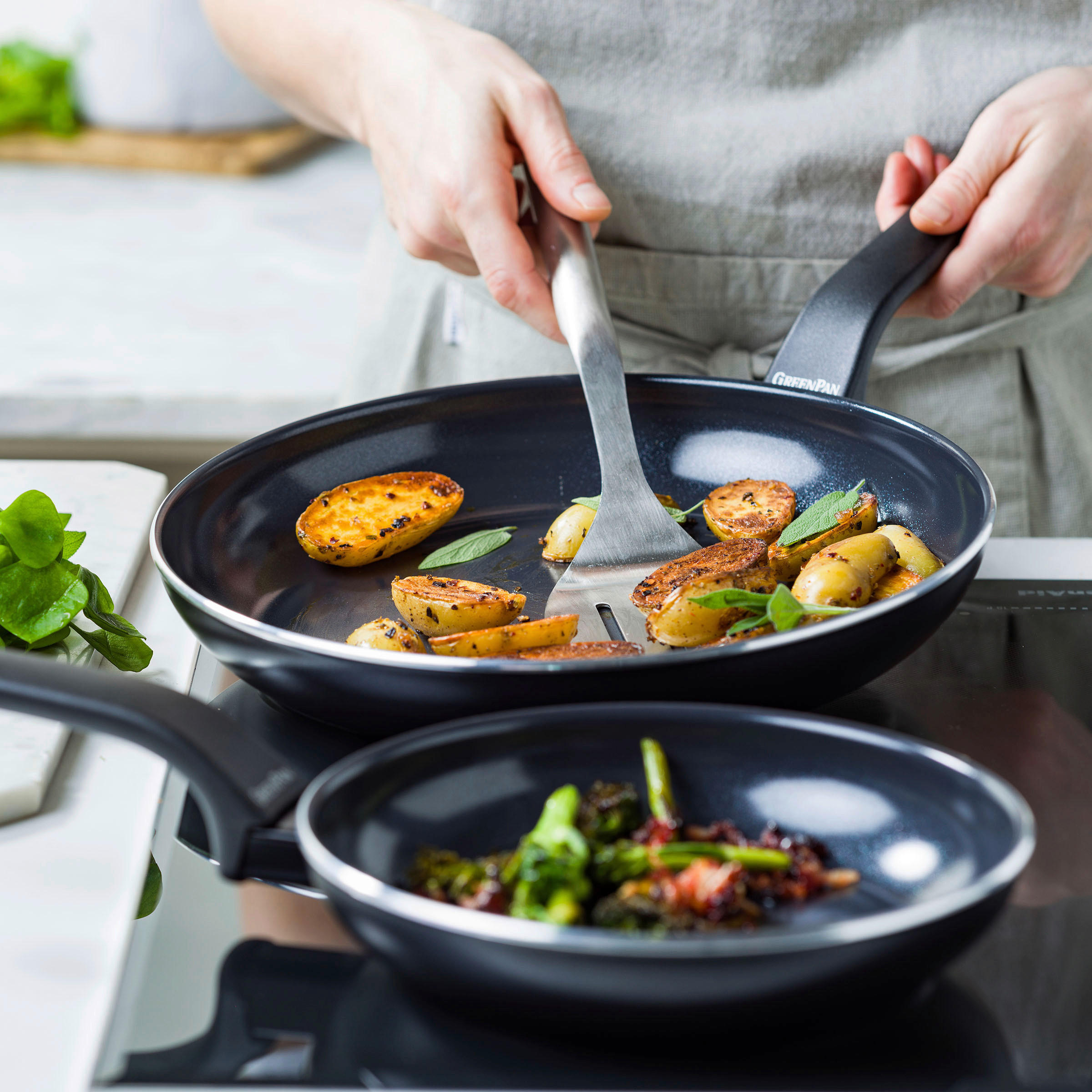 PFANNENSET Savory Aluminium 2-teilig  - Schwarz, Basics, Kunststoff/Metall (20cm//28cmcm)