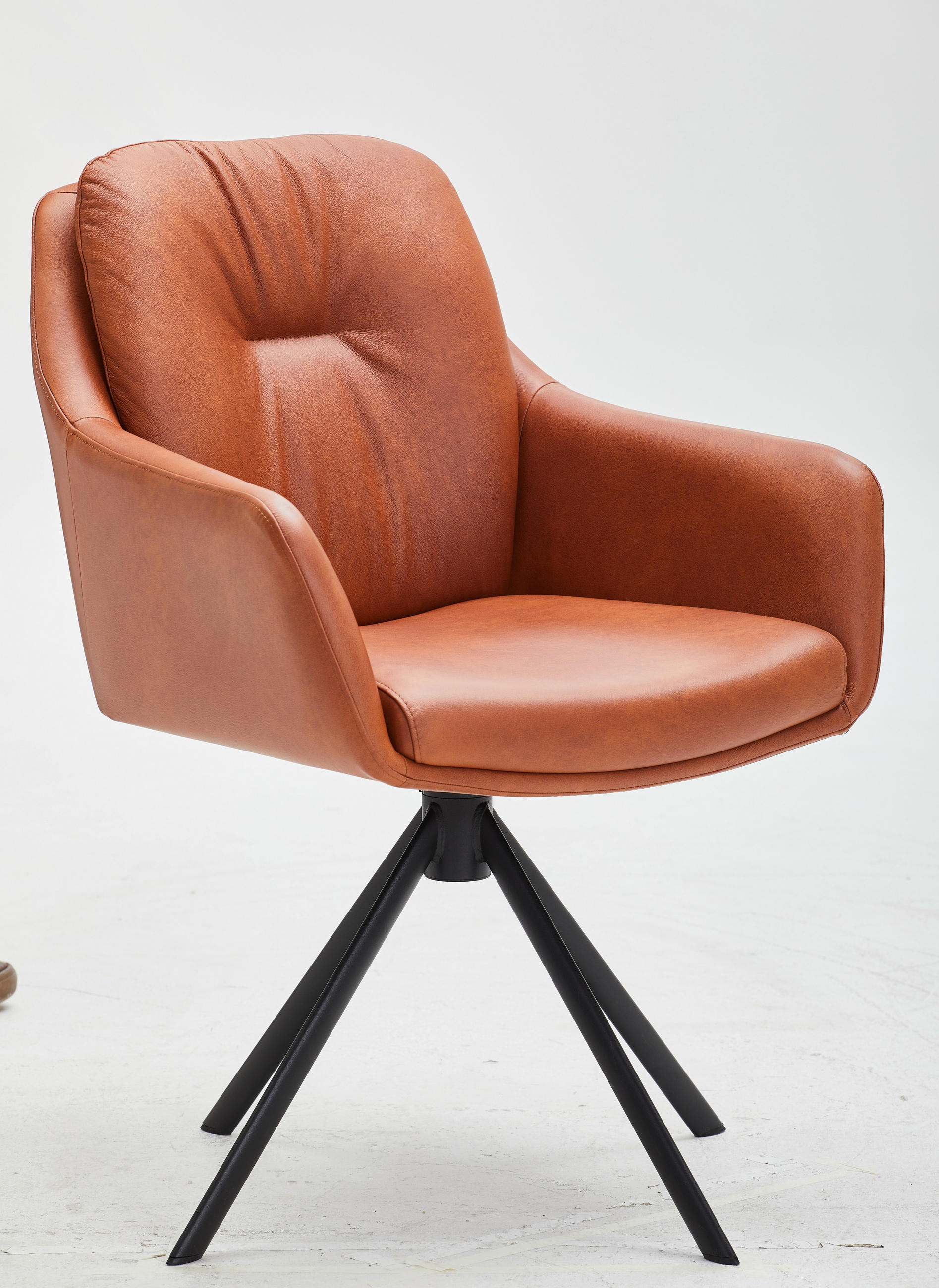 ARMLEHNSTUHL  in Eisen Echtleder pigmentiert  - Cognac/Schwarz, Design, Leder/Metall (62/90/65cm) - Waldwelt