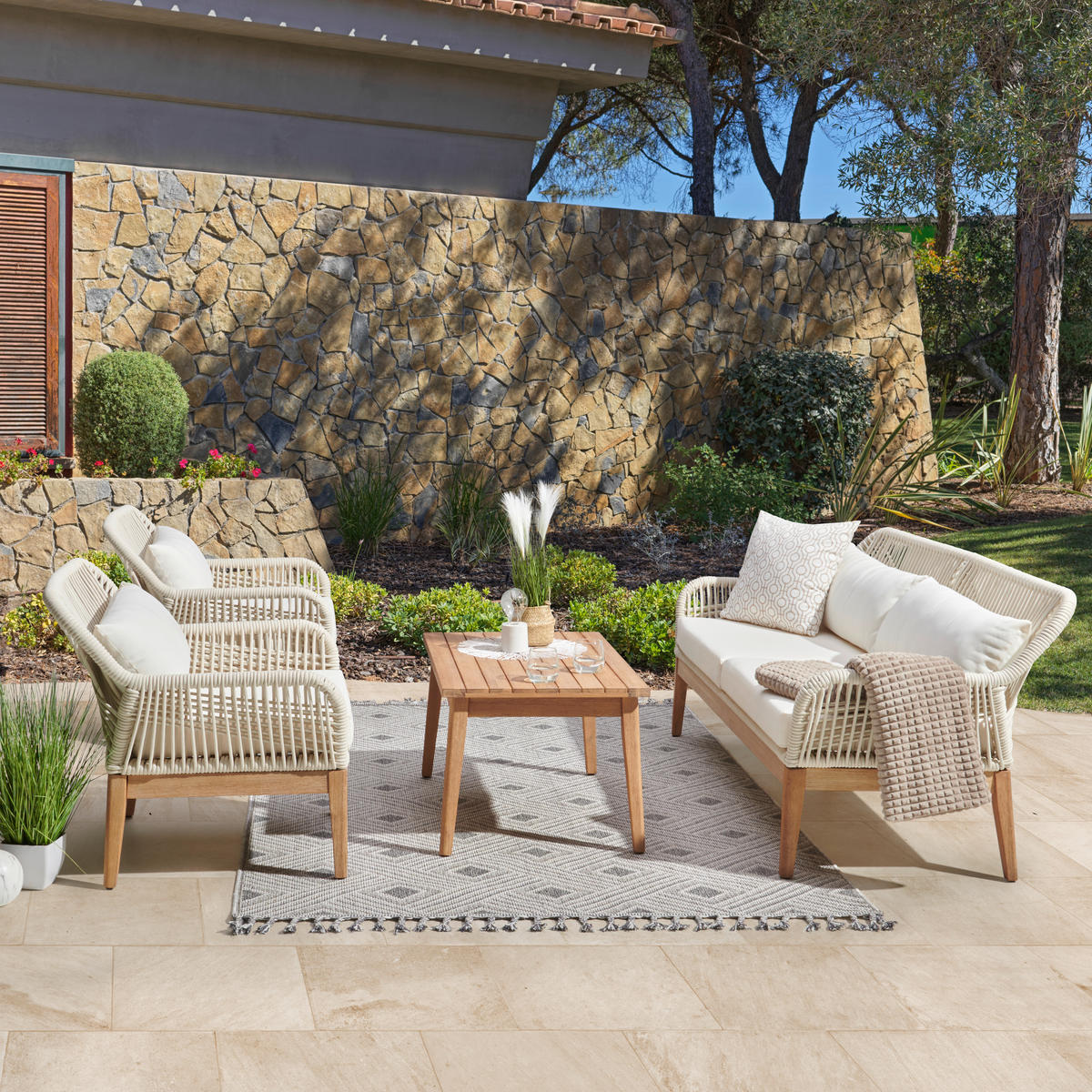 LOUNGEGARNITUR Akazie vollmassiv Aluminium  - Creme/Weiß, MODERN, Holz/Metall (85/55/45cm) - Ambia Garden